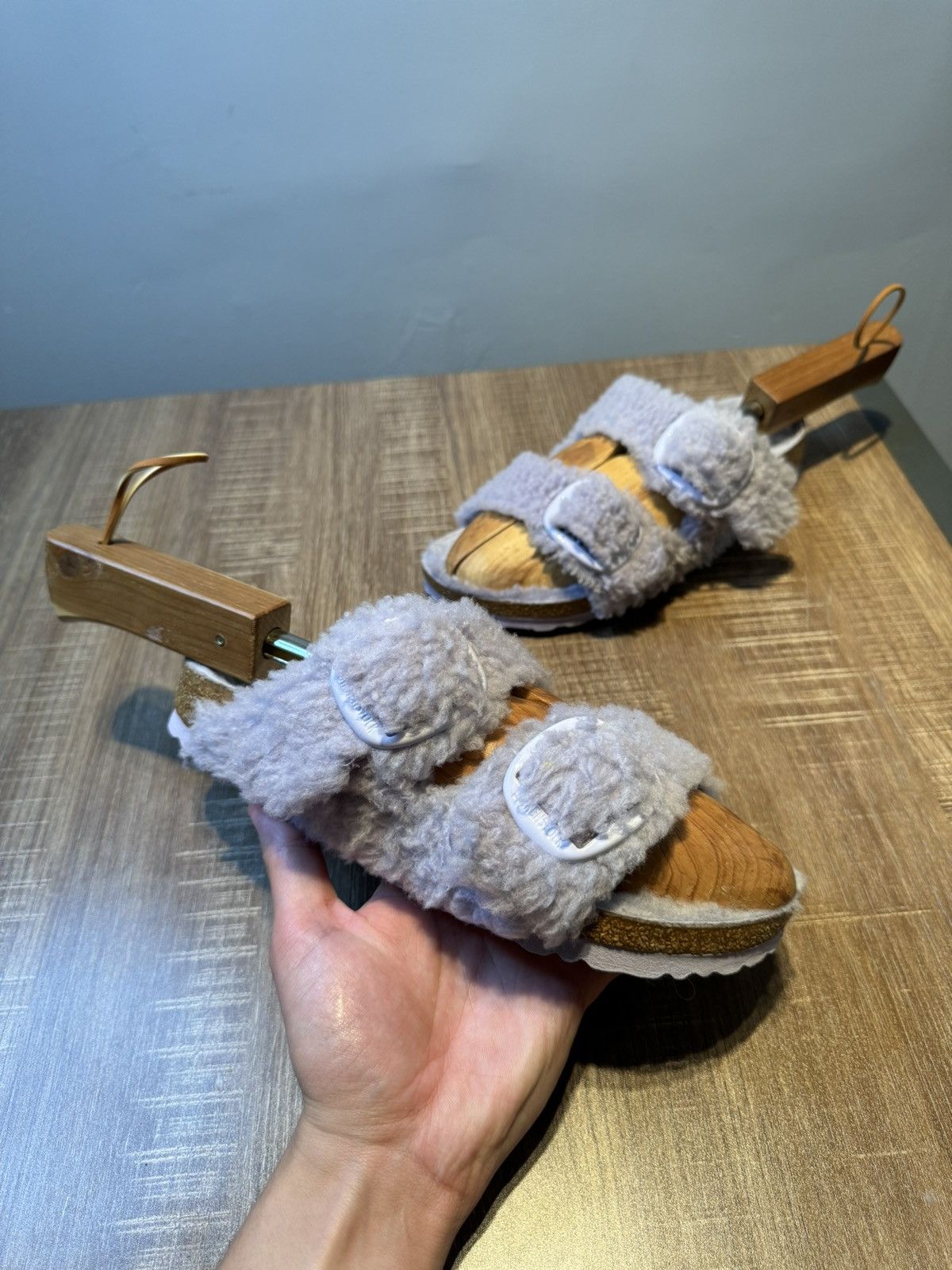Birkenstock Birkenstock Arizona Women Purple Teddy Shearling Size EU 38 Size US 7 / IT 37 - 2 Thumbnail