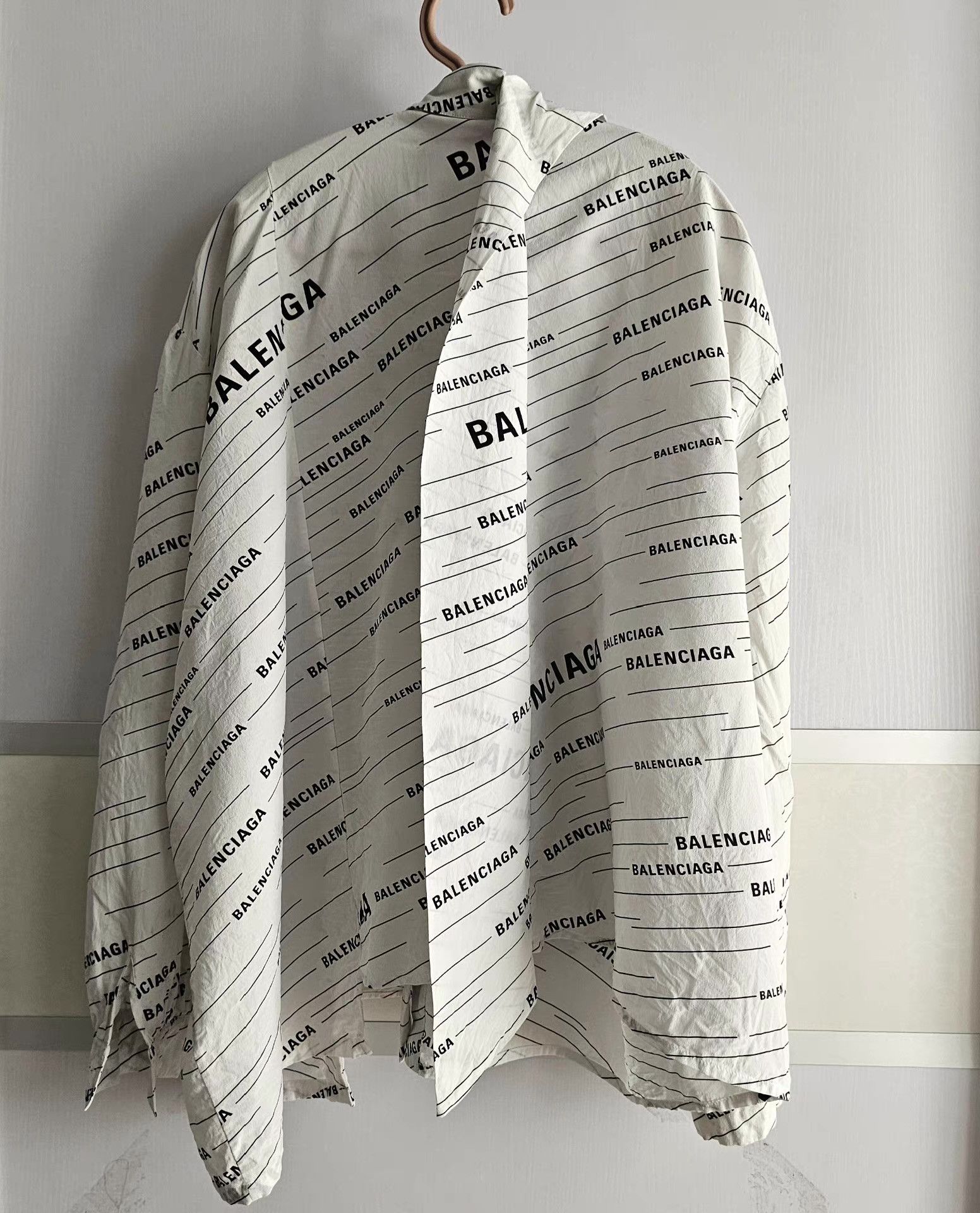 Balenciaga Balenciaga Women's Silk Shirt Size M / US 6-8 / IT 42-44 - 2 Thumbnail