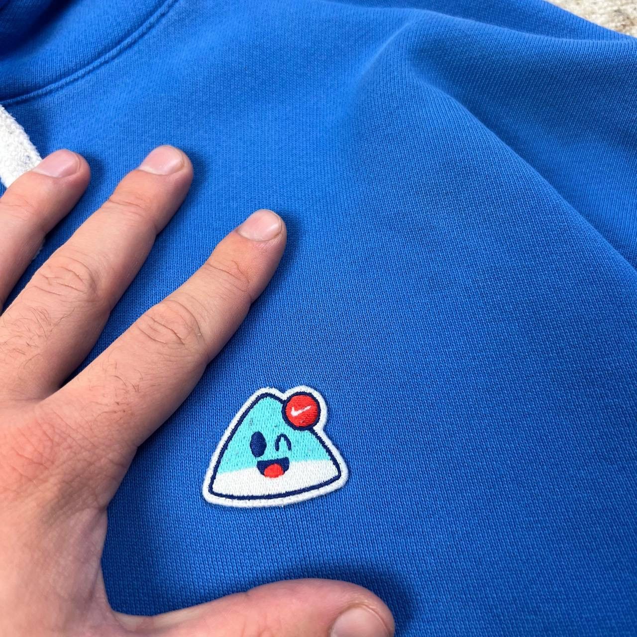 Nike Nike Airmoji Mini Logo Rare Oversized Hoodie Size US XXL / EU 58 / 5 - 4 Thumbnail