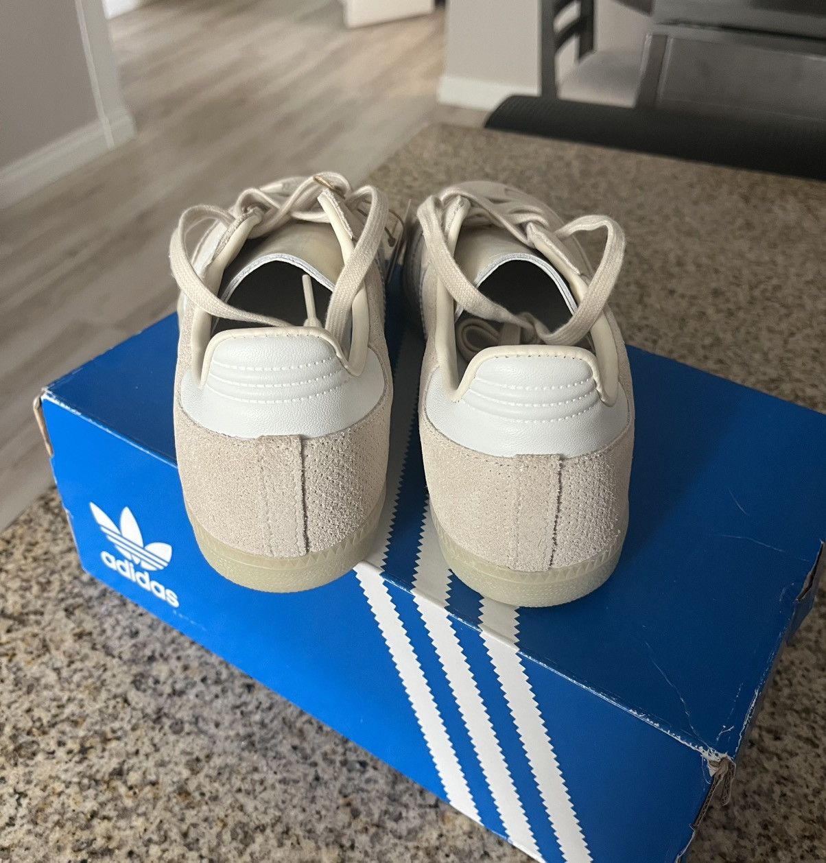 Adidas Adidas Samba OG Wonder white/linen green Size US 9 / EU 42 - 3 Thumbnail