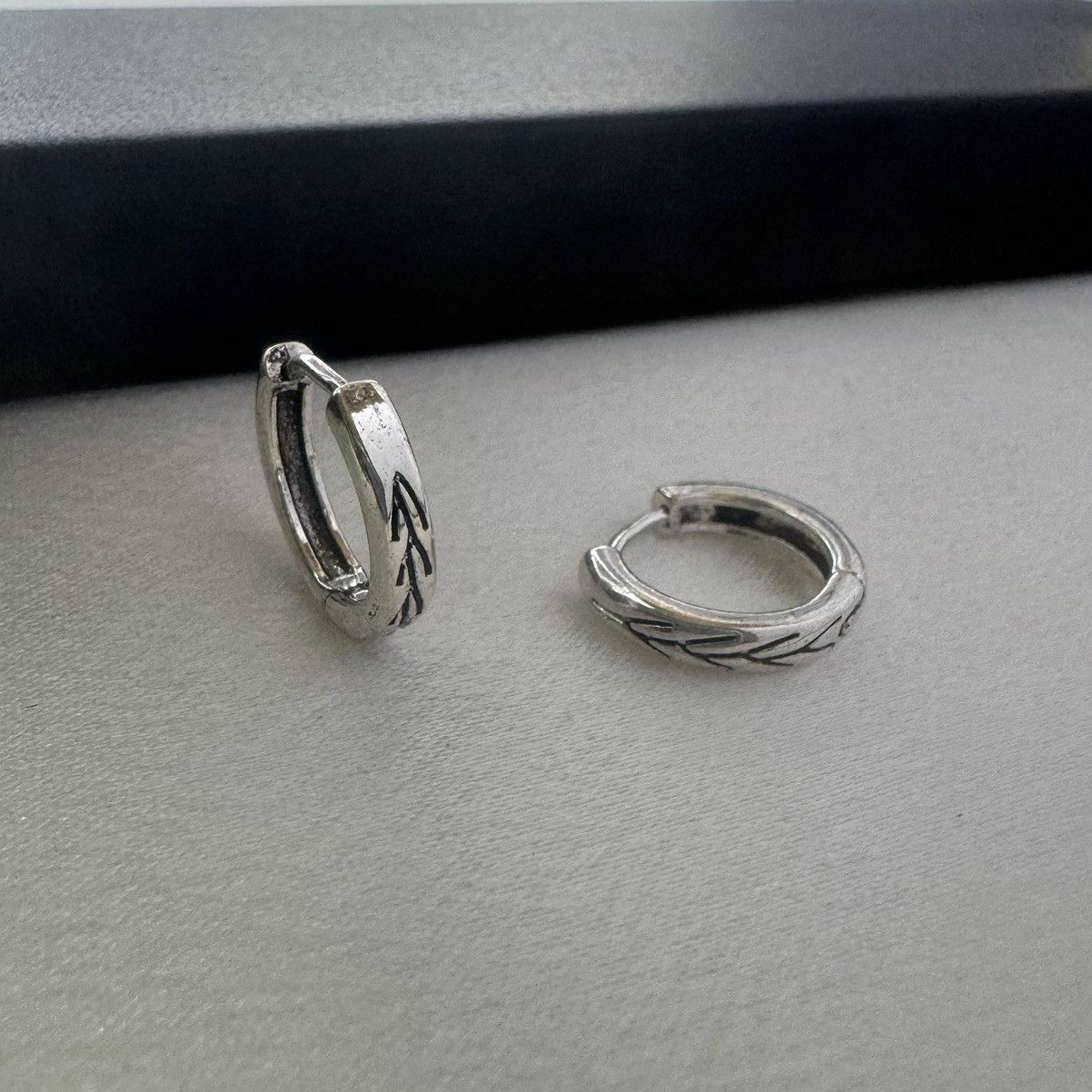 Other Small Hoop Earrings for Men Women Hip Hop Unisex Style Size ONE SIZE - 1 Thumbnail