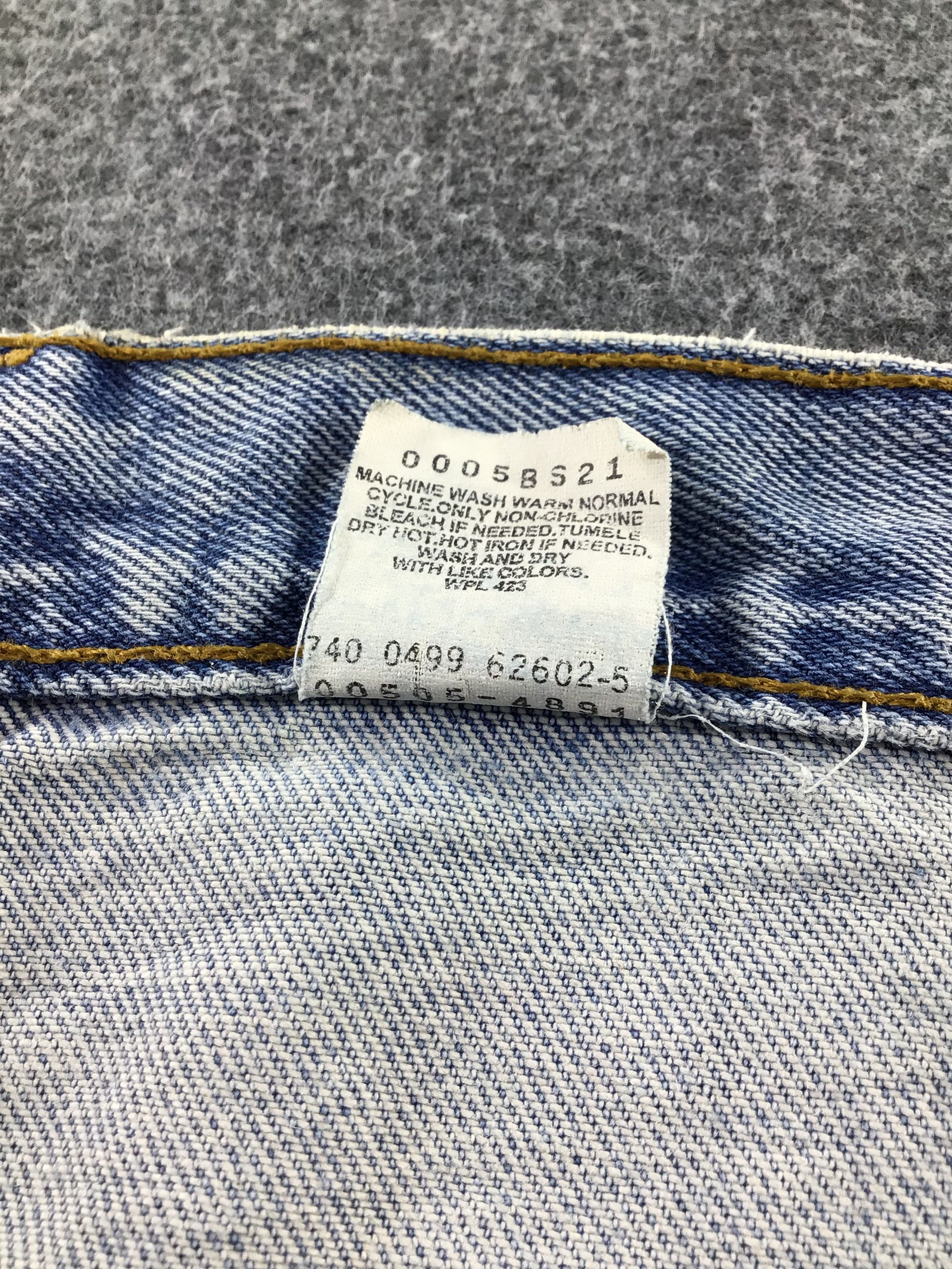 Levi's × Vintage Vintage Levis 505 Jeans-JM267 Size US 35 - 11 Thumbnail