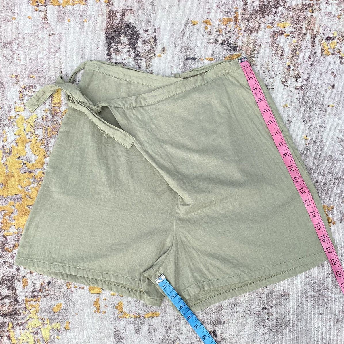 Sunao Kuwahara Sunaokuwahara Issey Miyake Short Pants Japan Designer Size 28" / US 6 / IT 42 - 8 Thumbnail