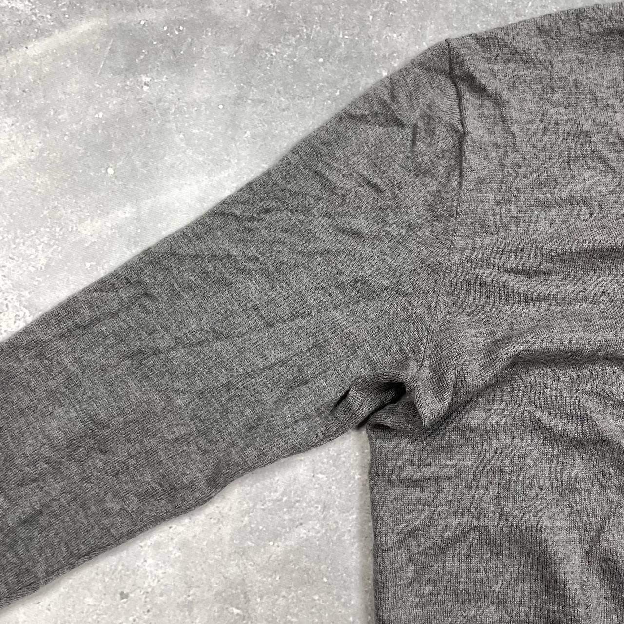 Polo Ralph Lauren Polo Ralph Lauren Washable Merino Wool V-Neck Sweater Gray L Size US L / EU 52-54 / 3 - 10 Thumbnail
