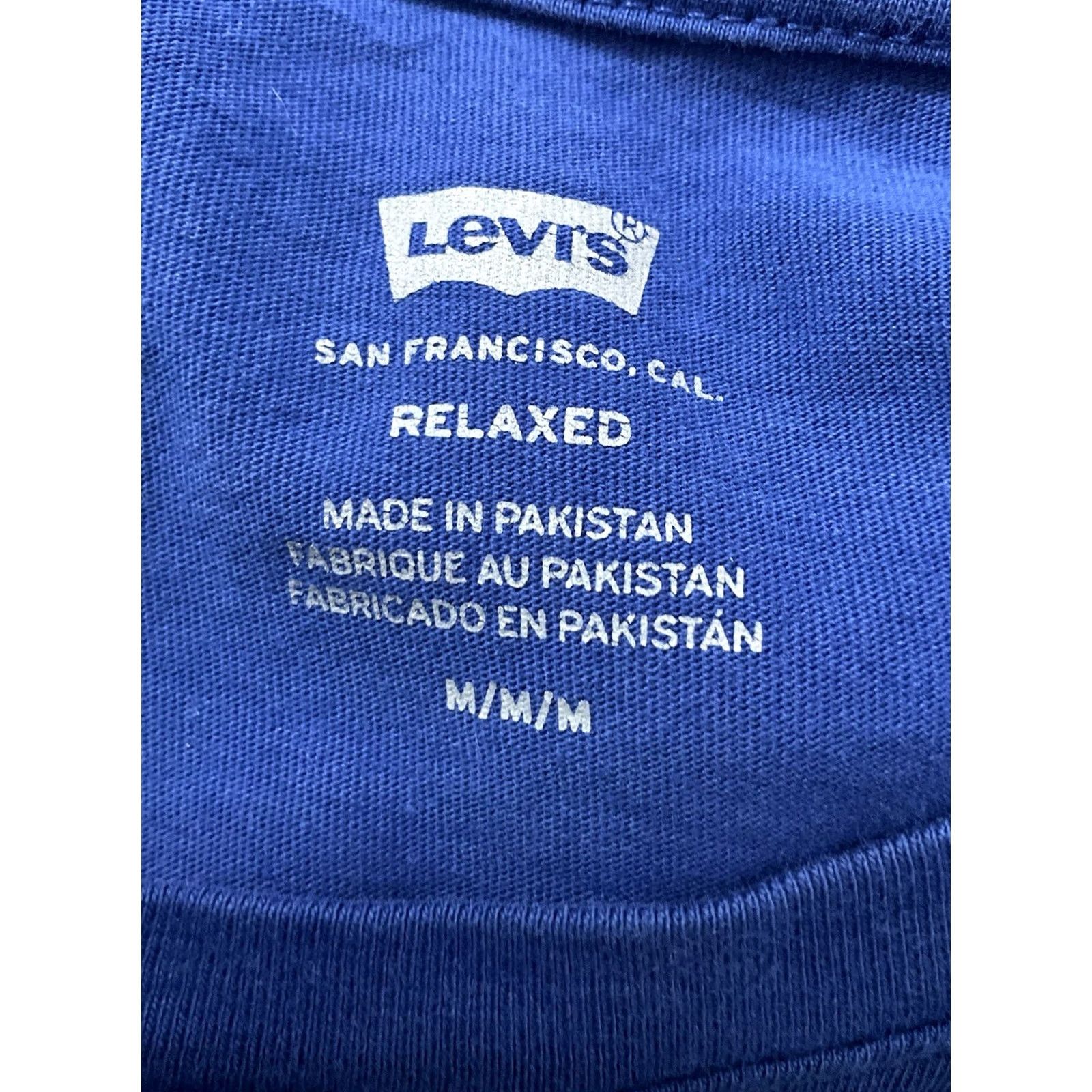 Levi's VINTAGE Levi's Men T-Shirt Crew Neck Short Sleeve Blue M Adult Mens Regular Cotton Size US M / EU 48-50 / 2 - 7 Thumbnail