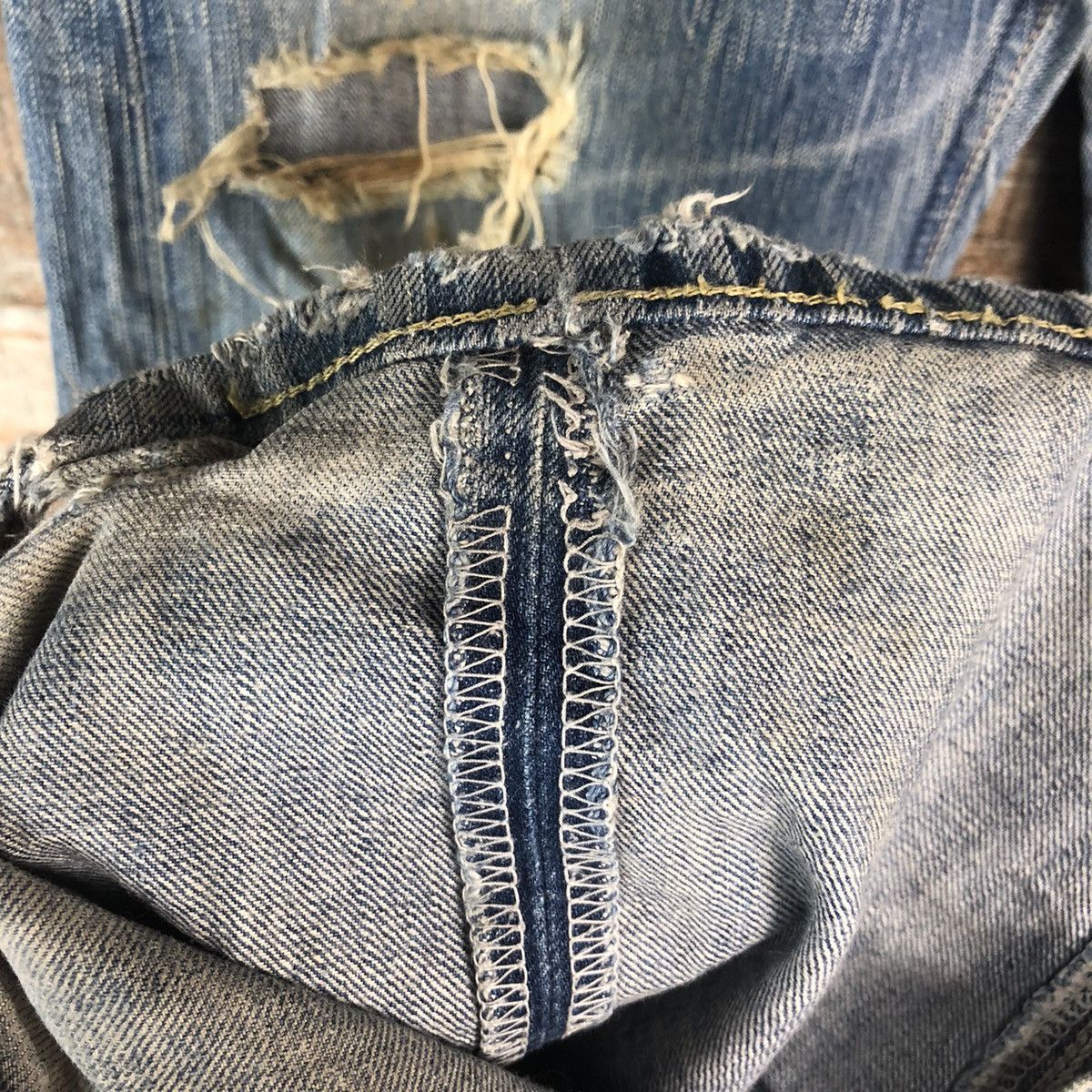 Edwin DLL Edwin Blue Stripe Distressed Denim Pants #C006 Size US 31 - 11 Thumbnail