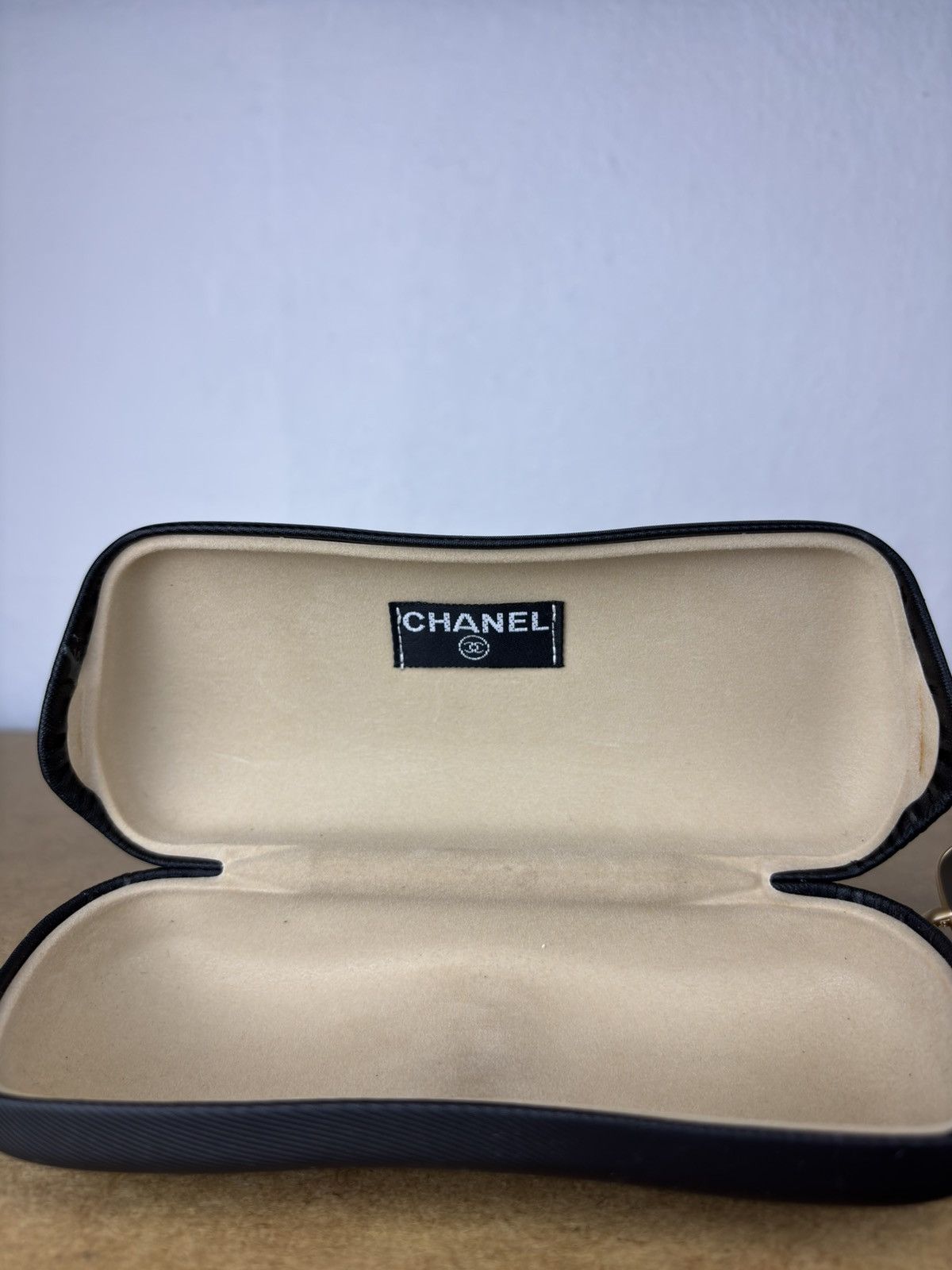 Chanel × Designer × Vintage Vintage Chanel Sunglasses Charm Metal Gold Luxury Unisex 90s Size ONE SIZE - 13 Thumbnail