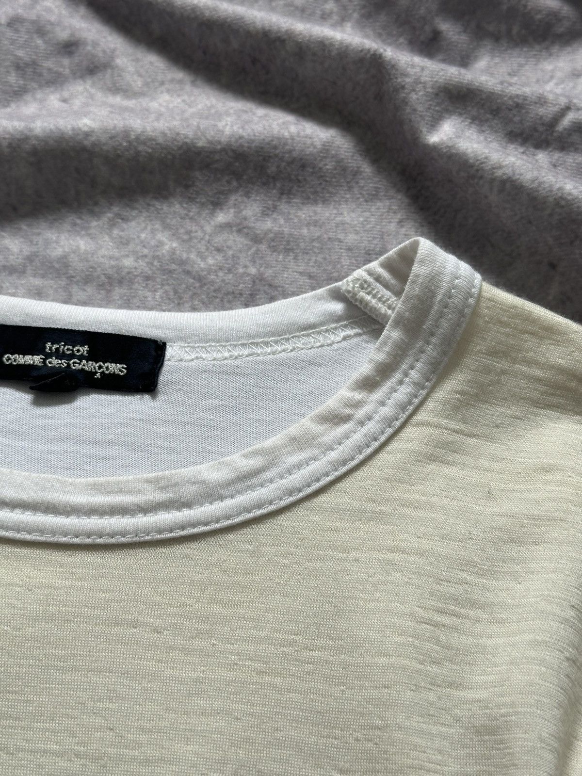 Tricot Comme des Garcons Tricot Comme Des Garcons Womens Off White Ruffle Sleeves Tee Size S / US 4 / IT 40 - 10 Thumbnail