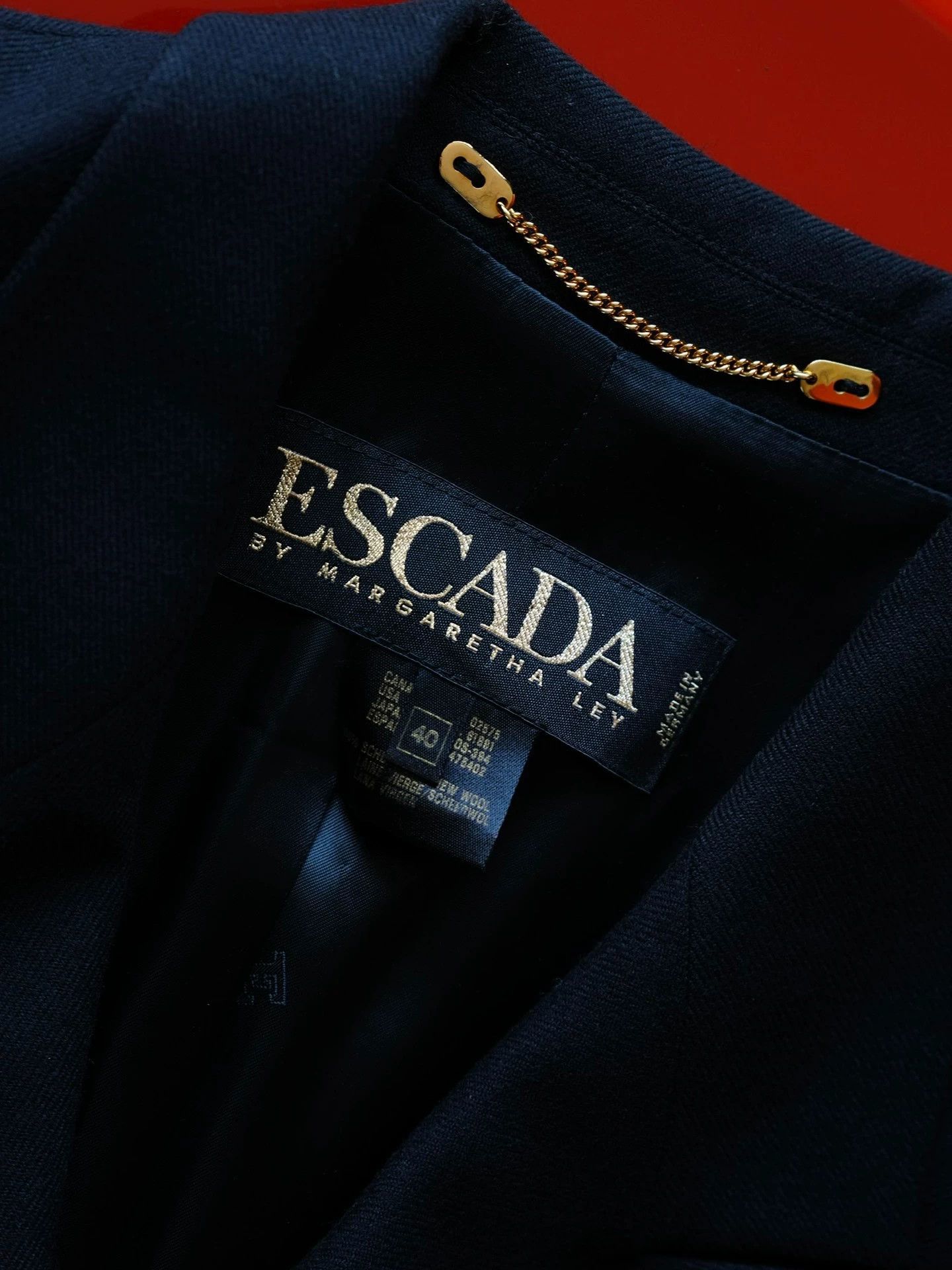 Escada Escada Vintage Wool Black & Gold Clock Embroidered Suit d40 Size S / US 4 / IT 40 - 6 Thumbnail
