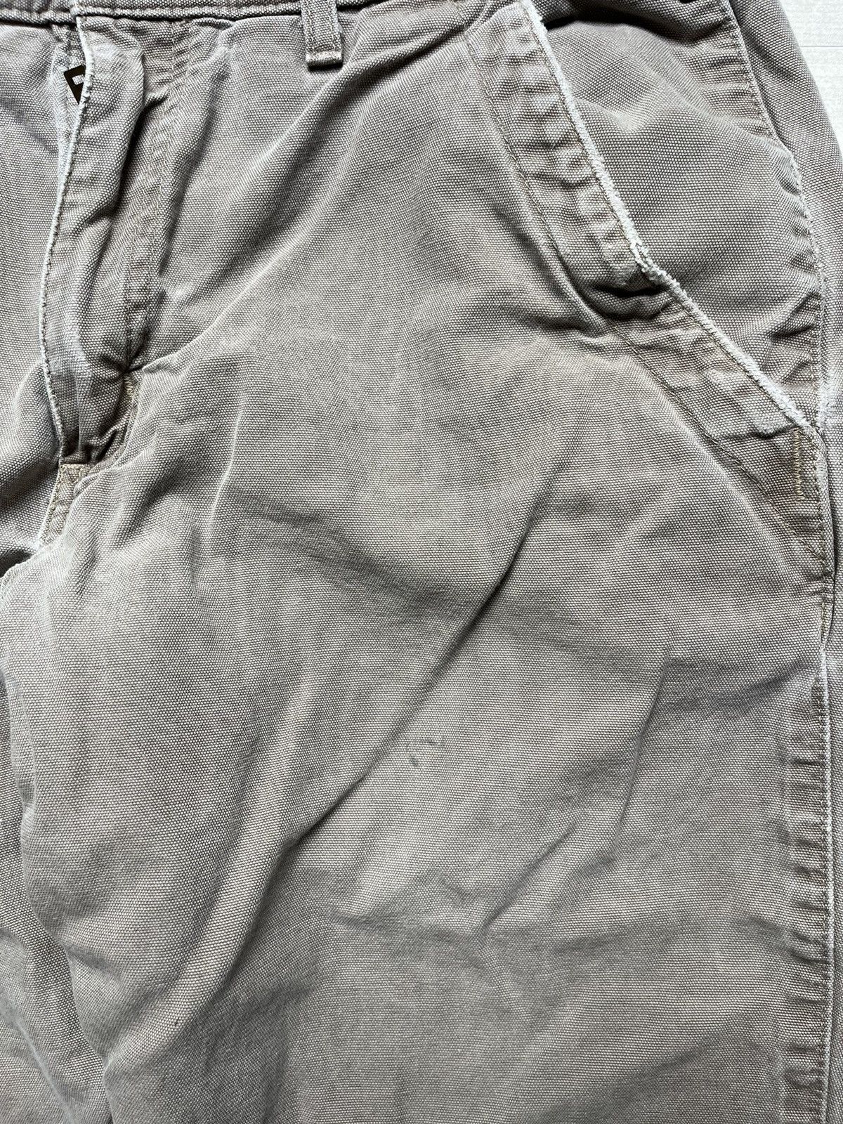 Carhartt Vintage Thrashed Carhartt pants Sz:34x28 tag:34x30 Size US 34 / EU 50 - 13 Thumbnail