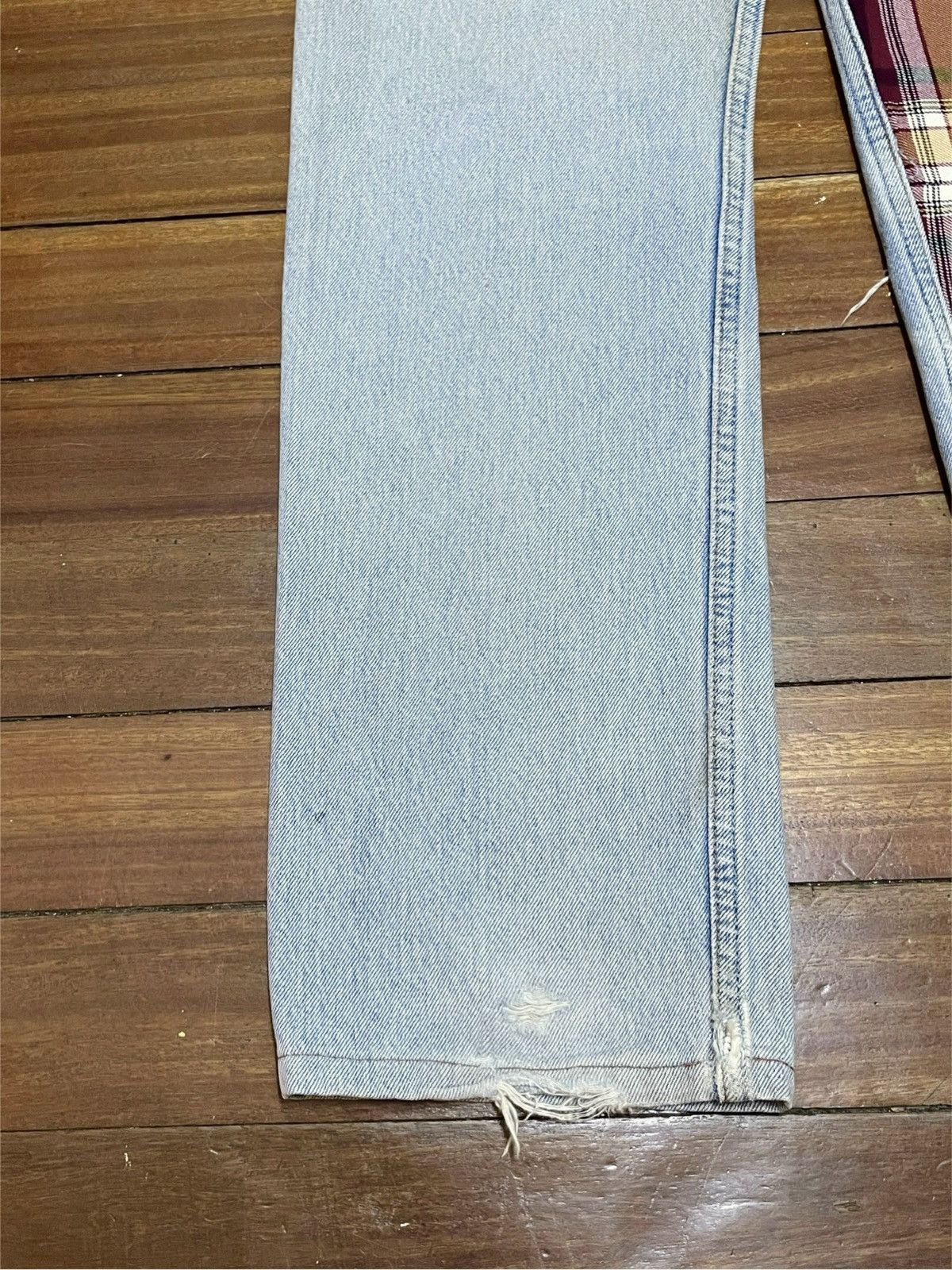 Japanese Brand × Vintage Rare Design Vintage Brand Levis Ripped Reworked Jeans 1990s Size US 31 - 7 Thumbnail
