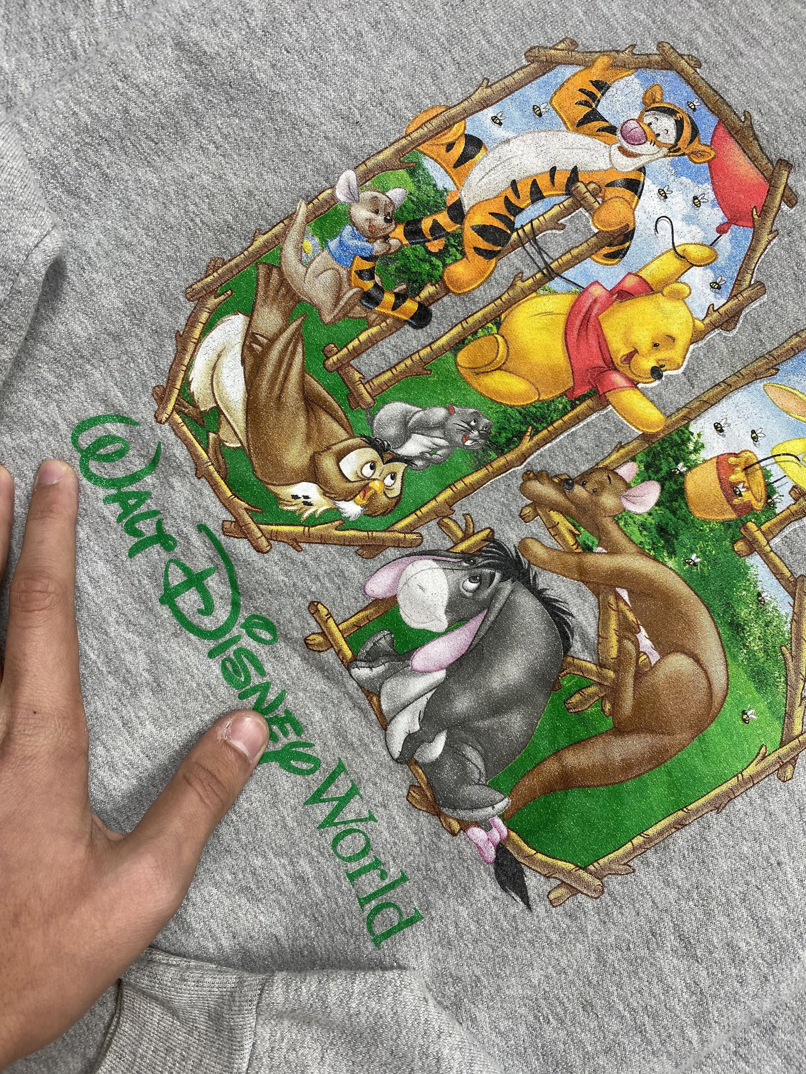 Disney × Mickey Mouse Disney 90s Vintage Mens Crew Neck Sweatshirt Size US L / EU 52-54 / 3 - 3 Thumbnail