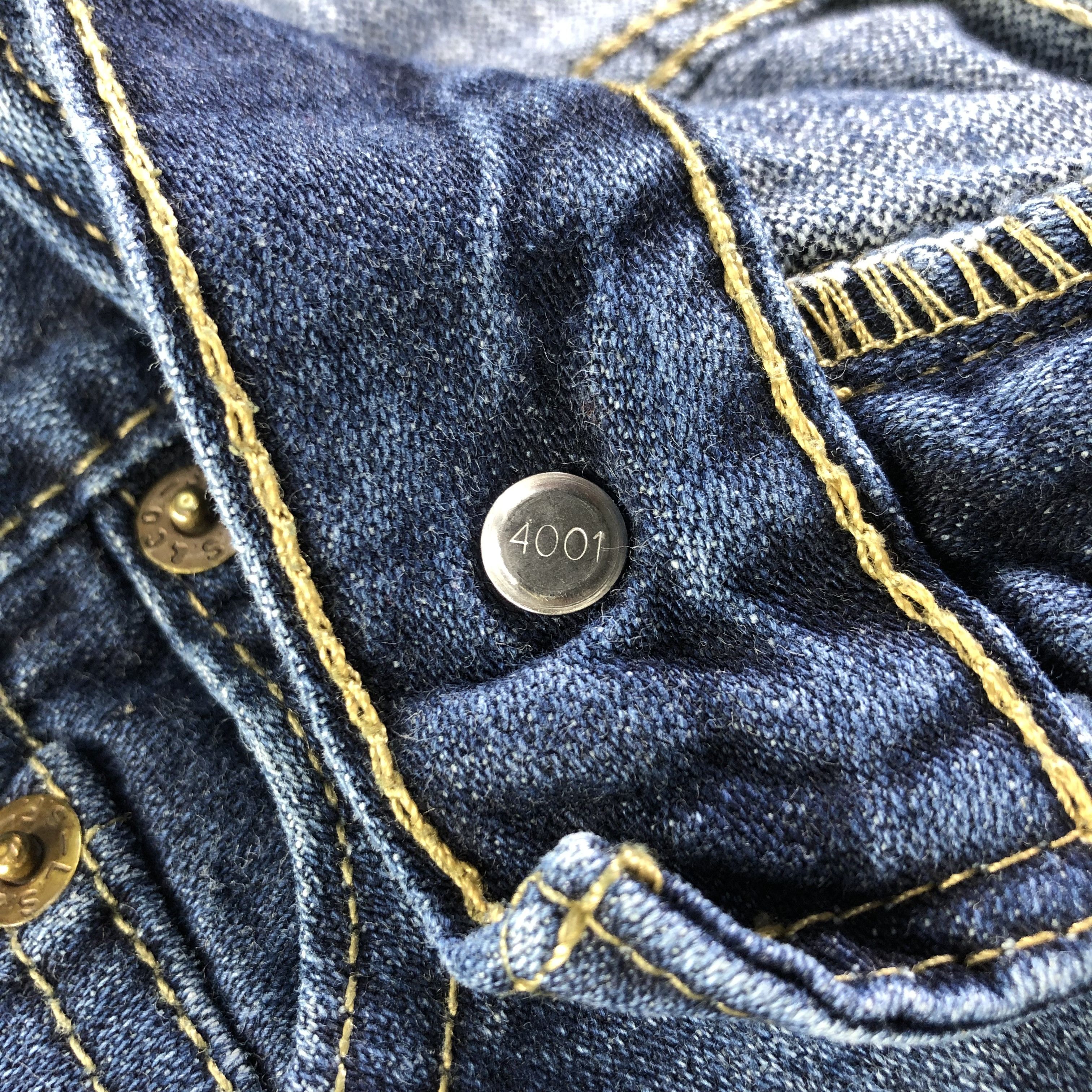 Levi's Vintage Blue Wash Levis 513 Jeans-J4432 Size US 33 - 8 Thumbnail