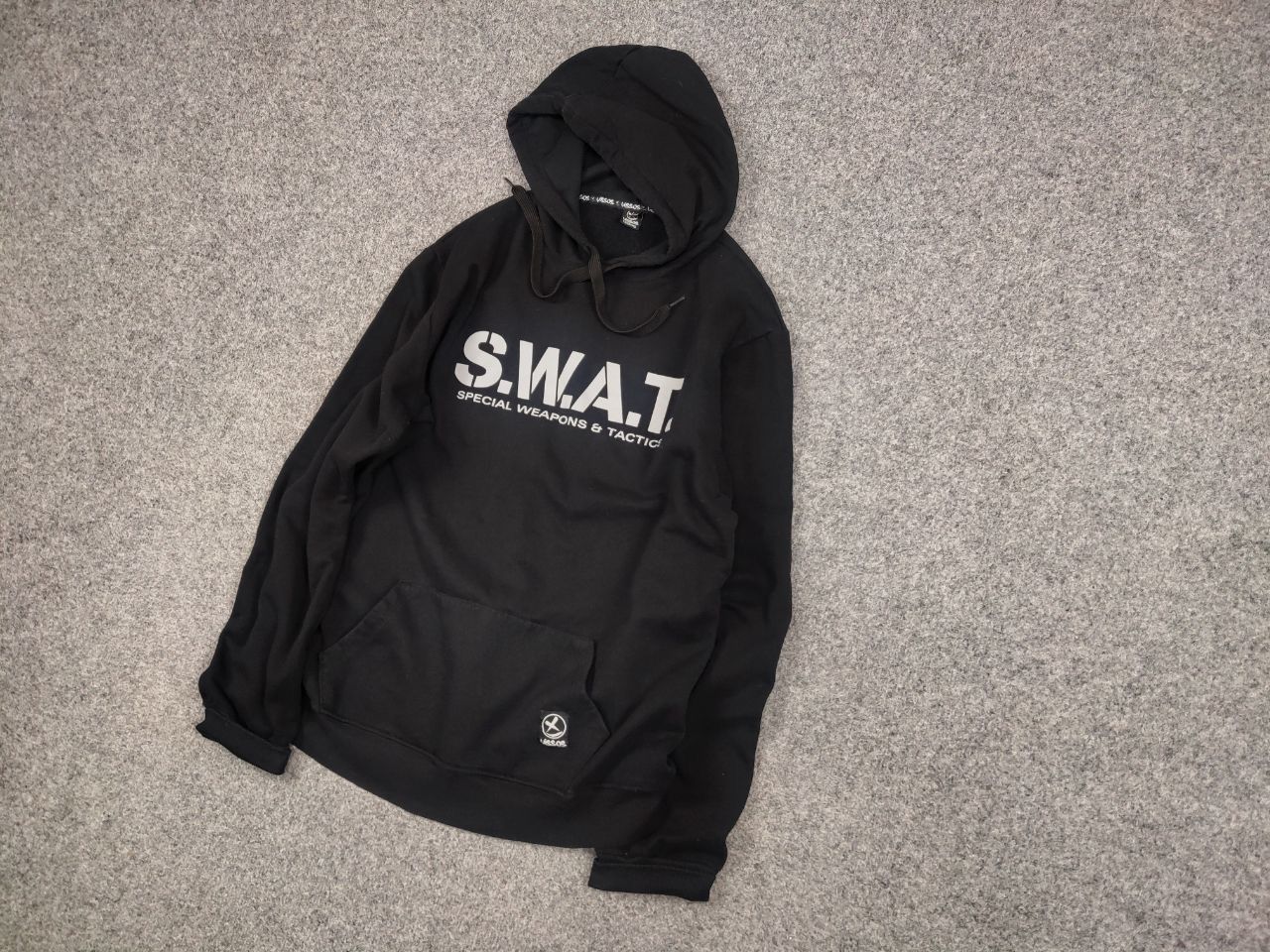 Japanese Brand Vintage S.W.A.T. Logo Black Classic Hoodie Y2K Style Size US L / EU 52-54 / 3 - 3 Thumbnail