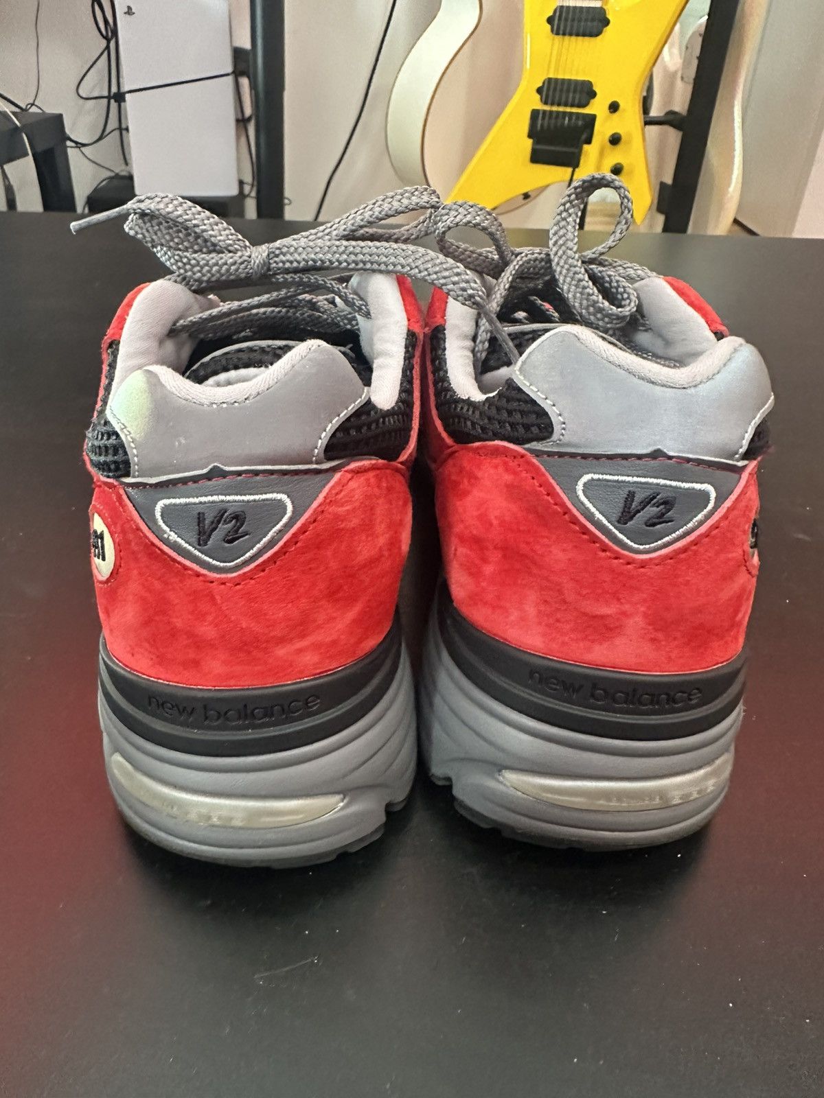 New Balance New balance u991kr2 size 9.5 china exclusive Size US 9.5 / EU 42-43 - 4 Thumbnail