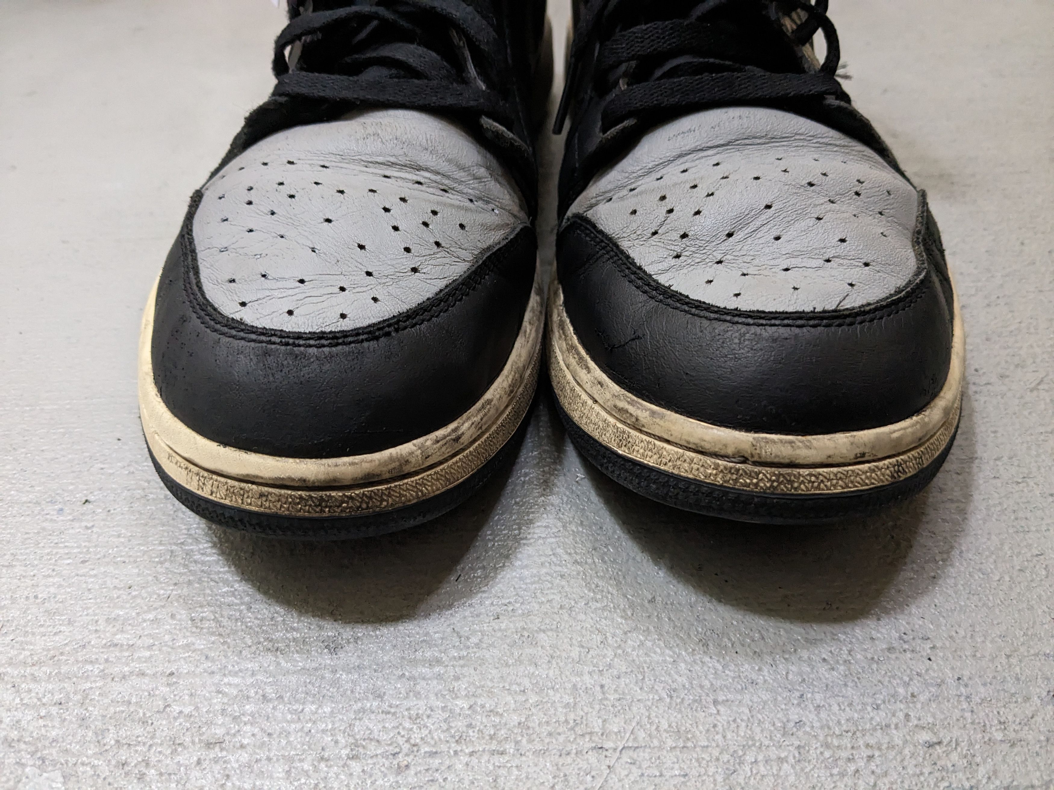 Jordan Brand Nike Air Jordan 1 Retro High OG Shadow 13 555088-014 Size US 13 / EU 46 - 2 Thumbnail