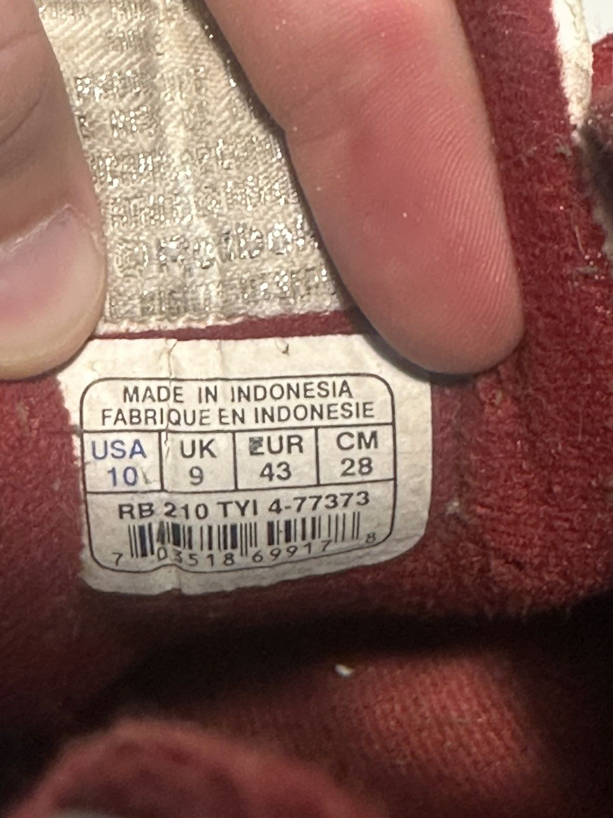 Reebok Reebok Workout Plus “Xmas Edition” Size US 10 / EU 43 - 6 Thumbnail