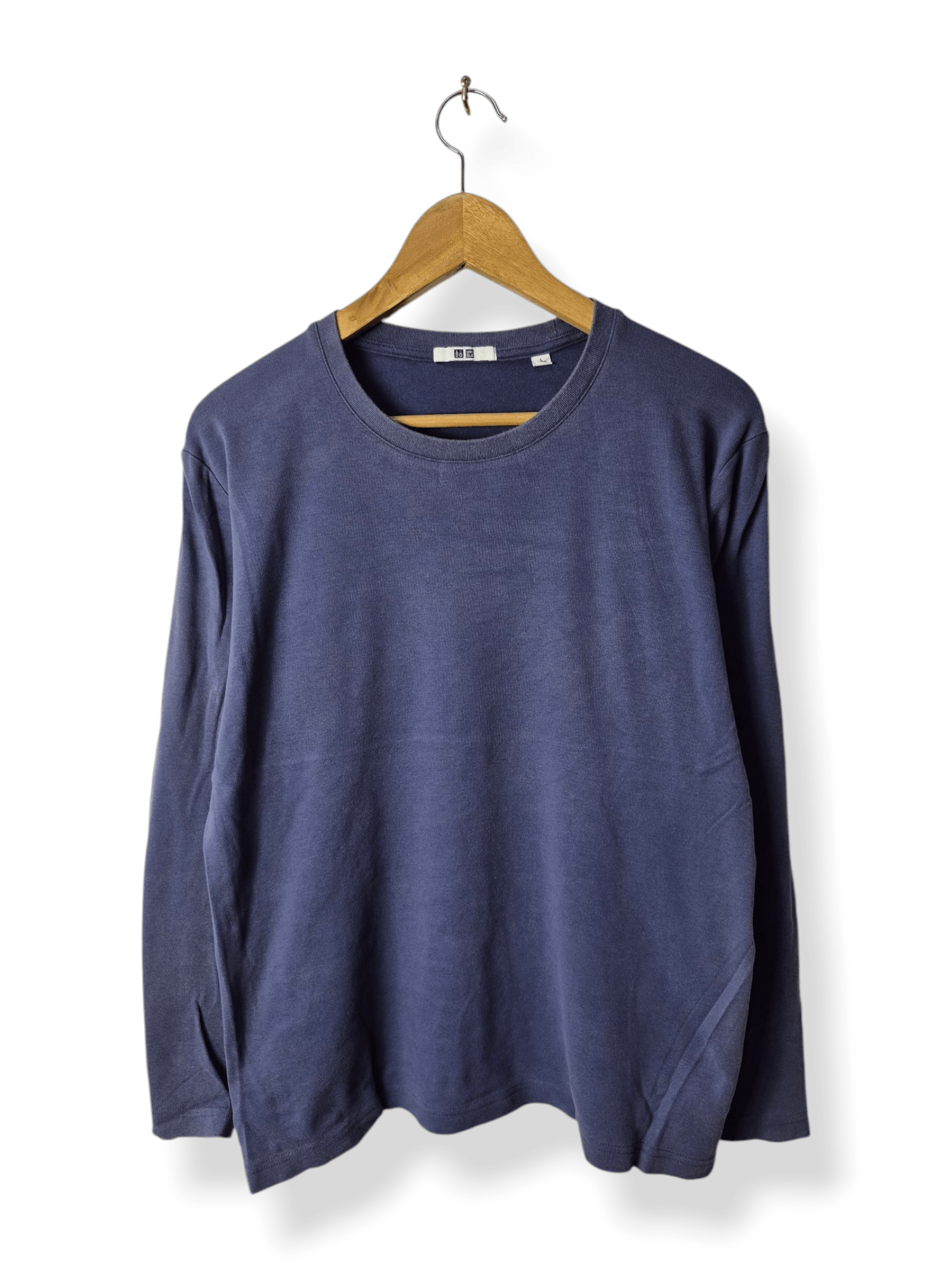 Japanese Brand × Uniqlo 🔥Uniqlo Navy Blue Longsleeves Tee Size US L / EU 52-54 / 3 - 1 Thumbnail