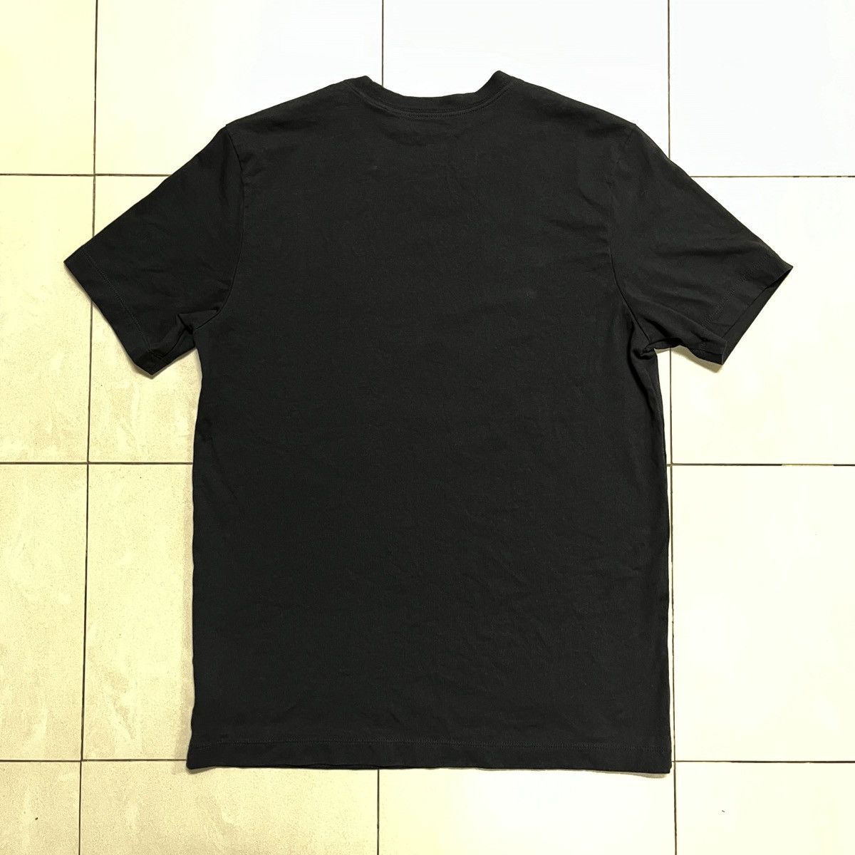 Nike Nike Neon Graphic T Shirt Size US M / EU 48-50 / 2 - 9 Thumbnail