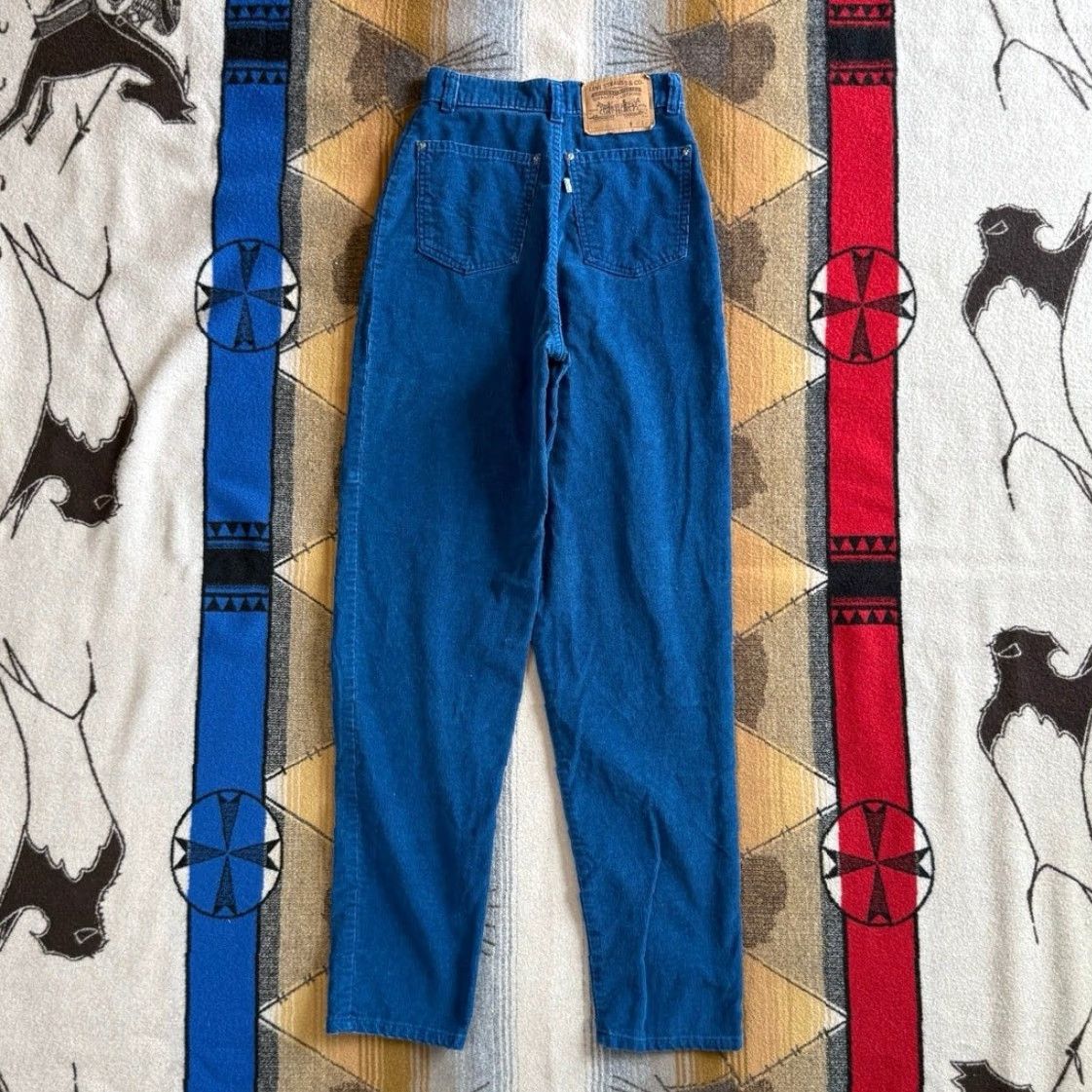 Levi's VINTAGE Levi's Women's Corduroy Pants Blue 25x31 Regular Inseam 31 80s 80s USA Corduroy Pants White Tab Rare Girls Womens Size 42" / US 20 - 2 Thumbnail