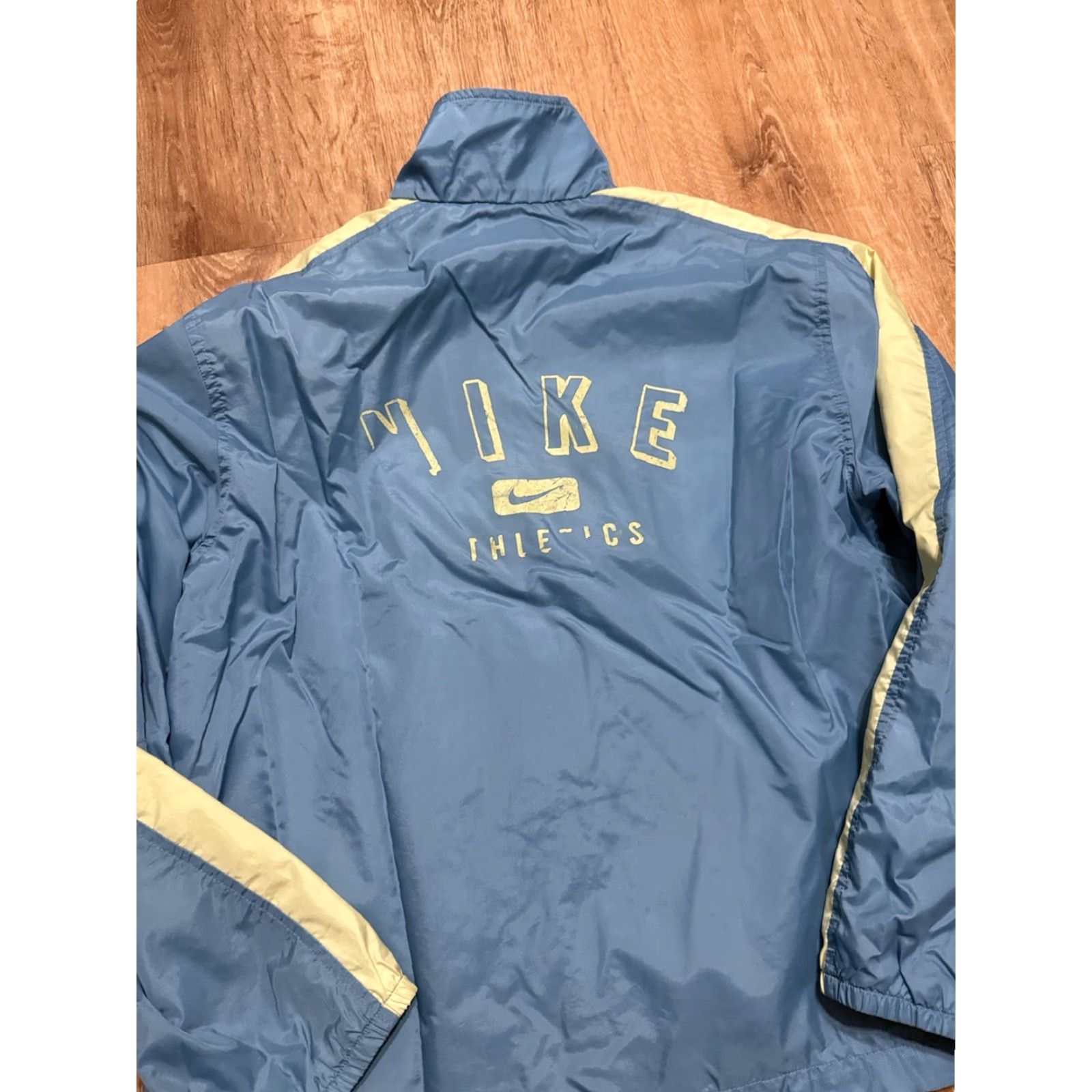 Nike VINTAGE Nike Windbreaker Full Zip Jacket Womens Medium Light Blue M Blue Windbreaker Womens Medium Nike Full Zip Jackets Size M / US 6-8 / IT 42-44 - 7 Thumbnail