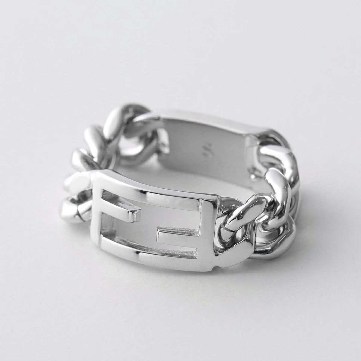 Fendi o1B3y1r0326 Size : OS / Baguette Ring in Silver Size ONE SIZE - 1 Thumbnail