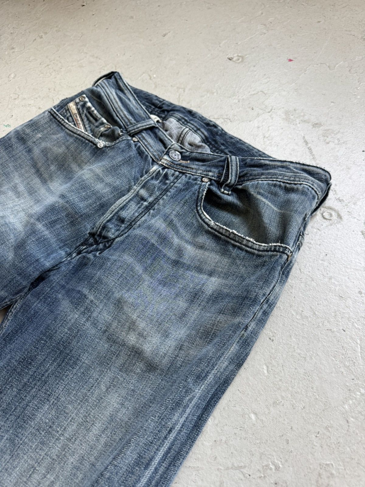 Diesel Diesel Light Wash Distressed Denim Size US 32 / EU 48 - 2 Thumbnail