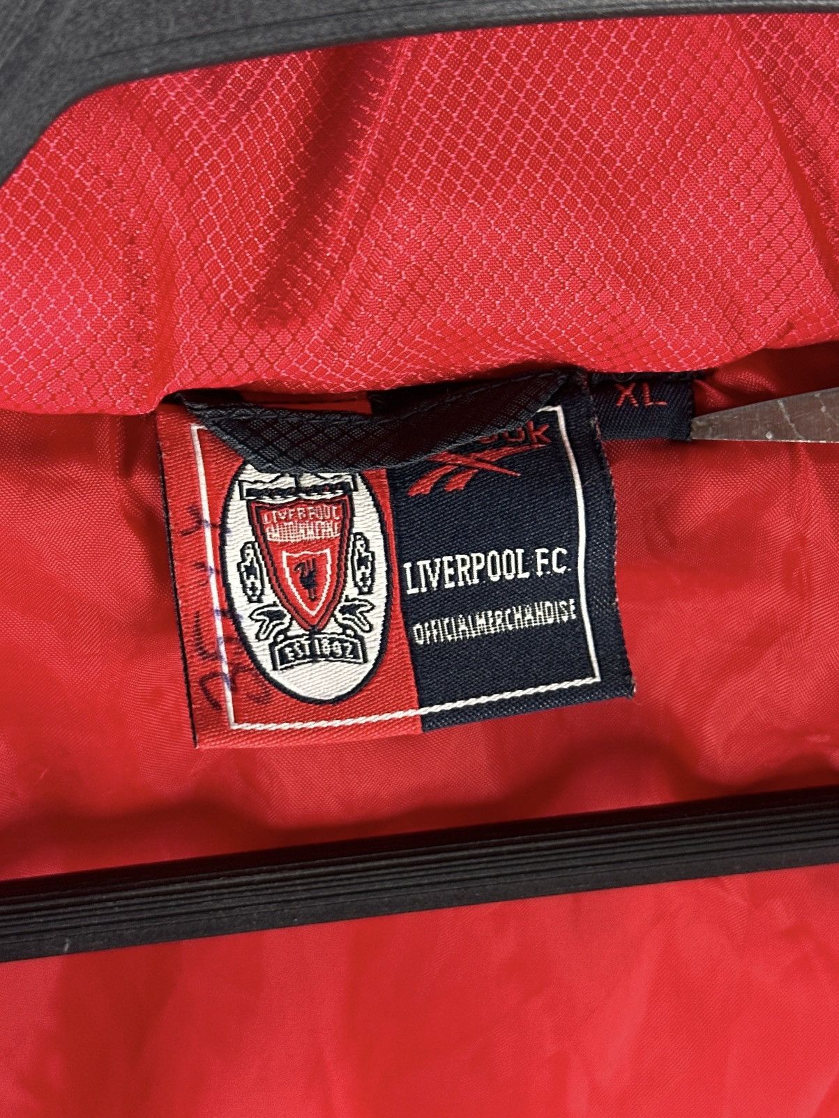 Reebok Vintage Reebok Liverpool F.C Soccer Puffer Jacket Winter Size US XL / EU 56 / 4 - 12 Thumbnail