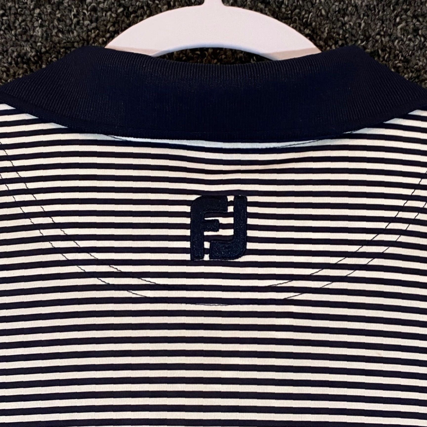 Footjoy FootJoy Polo Mens XL White Blue Striped Performance Golf Shirt Short Sleeve Size US XL / EU 56 / 4 - 7 Thumbnail