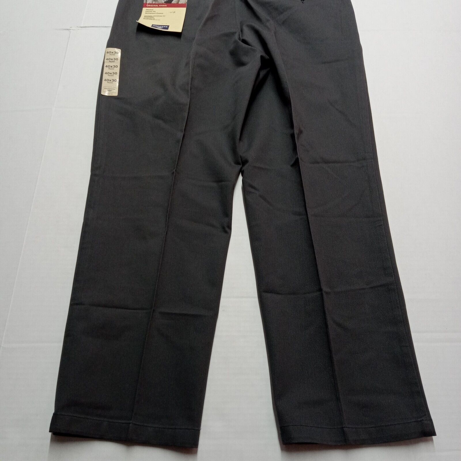 Dockers Vintage Dockers Khakis Men's 40x30 Gray Pleated Classic Fit Size US 40 / EU 56 - 7 Thumbnail
