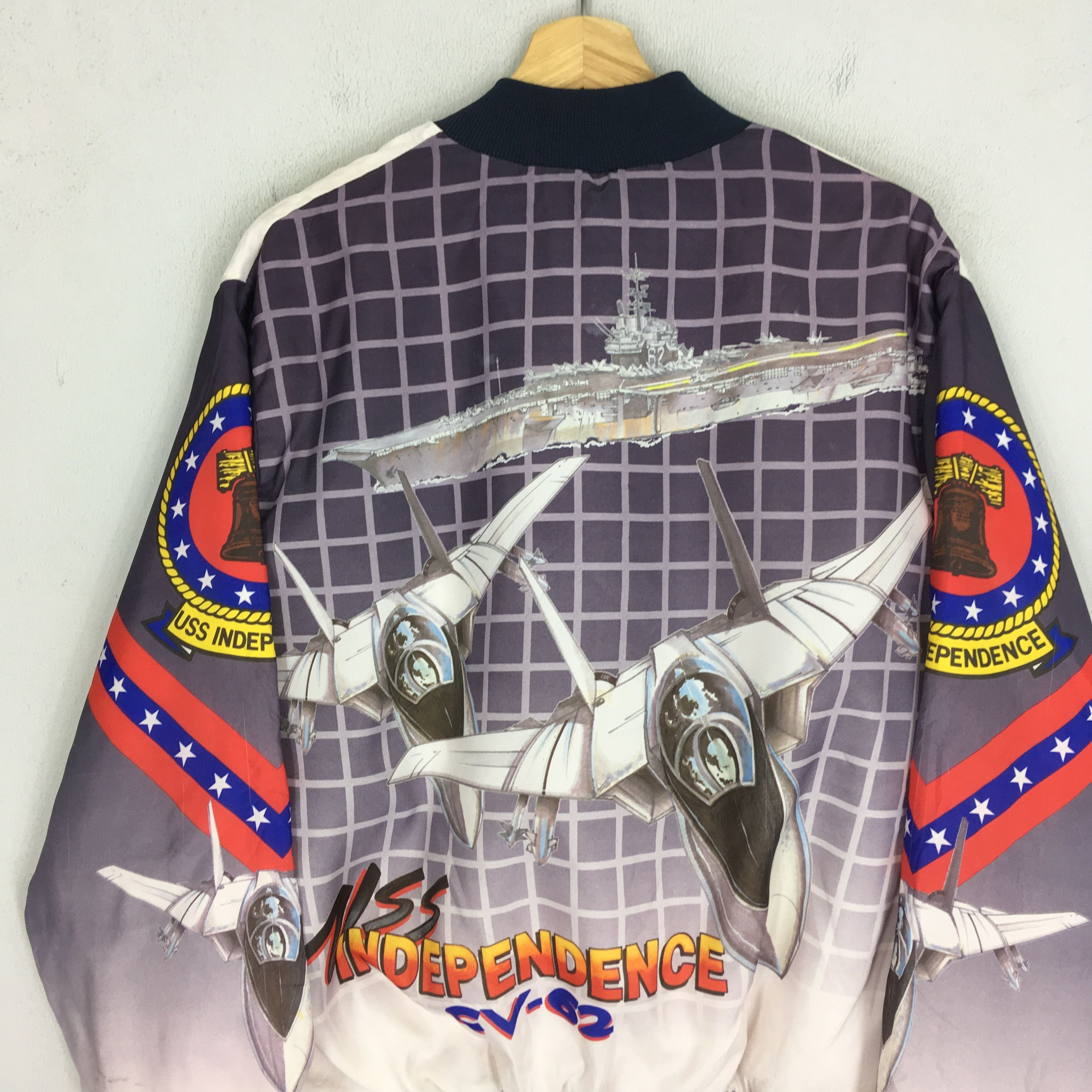 Chalk Line Vintage 90's Chalk Line USA USS Independence Aircraft Size US L / EU 52-54 / 3 - 7 Thumbnail