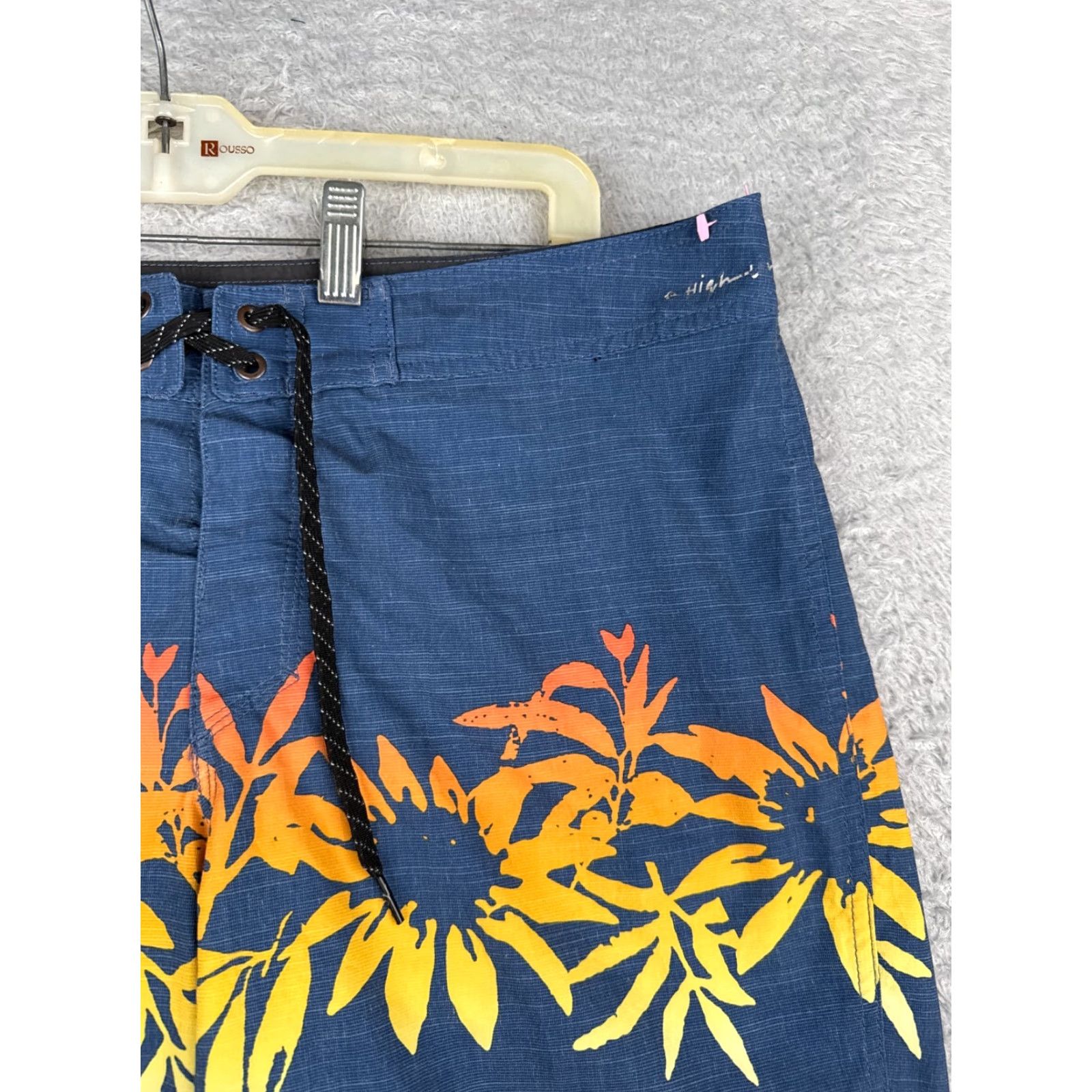 Quiksilver Quiksilver Board Shorts Mens 32 Blue Orange Floral Polyester 32x9 Beach Size US 32 / EU 48 - 5 Thumbnail