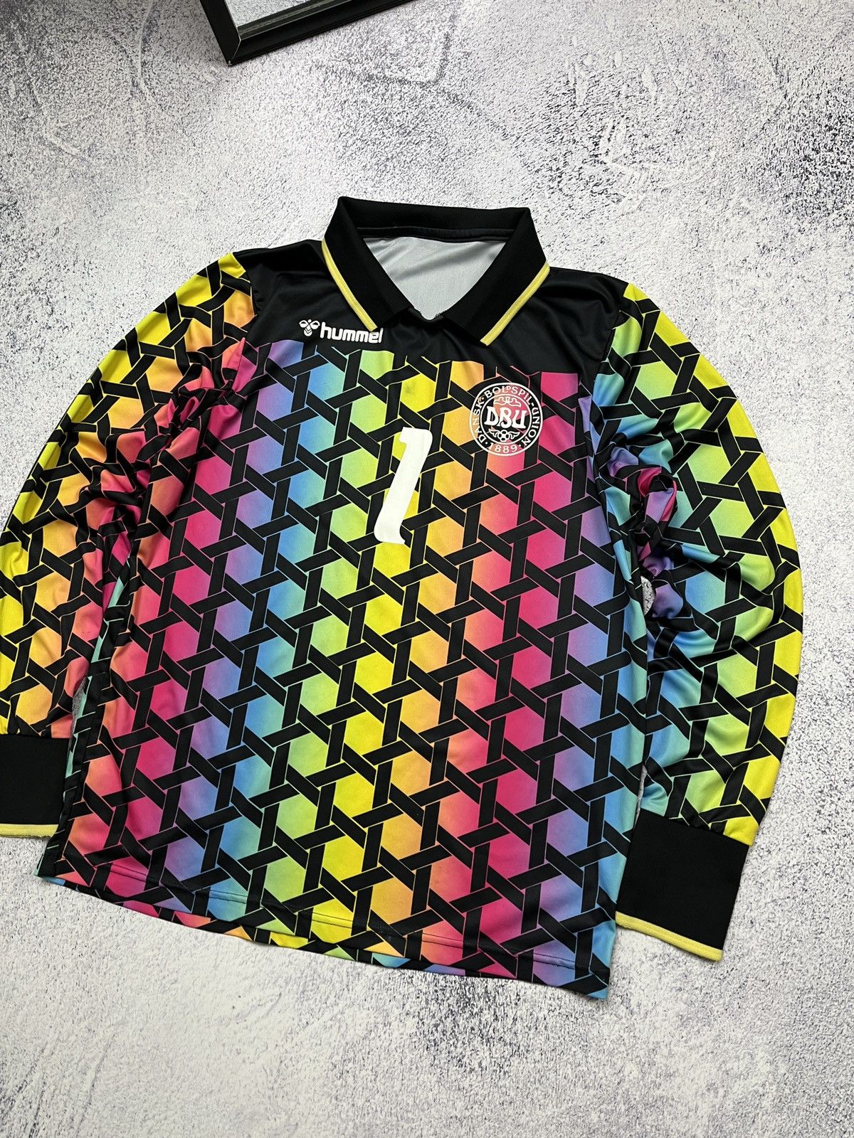 Other Hummel Denmark Goalkeeper Football Shirt 1992 Reproduction Size US M / EU 48-50 / 2 - 3 Thumbnail