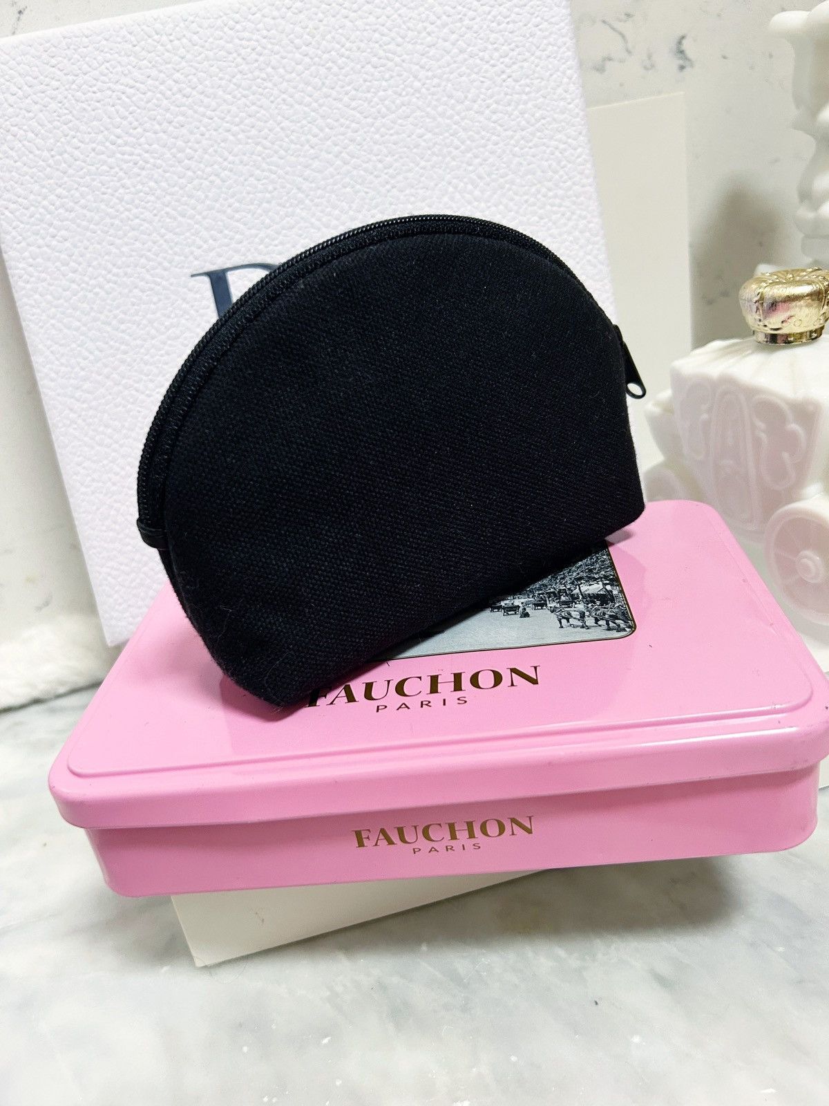 Valentino Authentic Valentino Garavani Mini V Logo Cosmetic Bag Size ONE SIZE - 4 Thumbnail