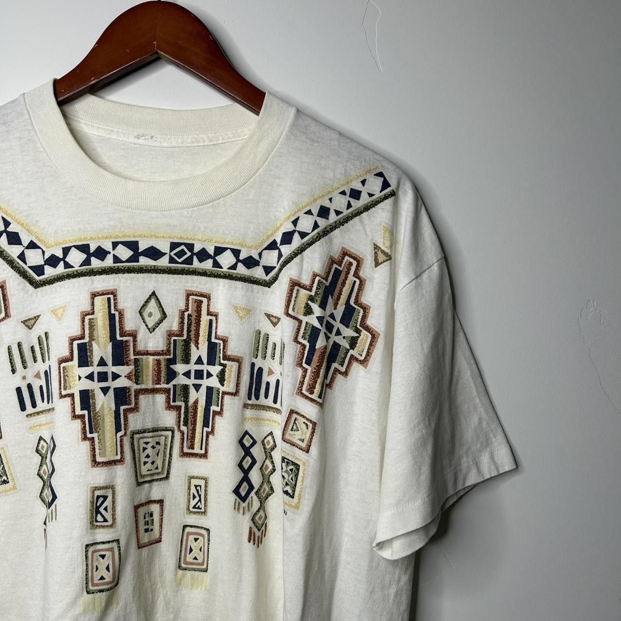 Vintage 90s Native American Tee no tag about a size large Size US L / EU 52-54 / 3 - 3 Thumbnail