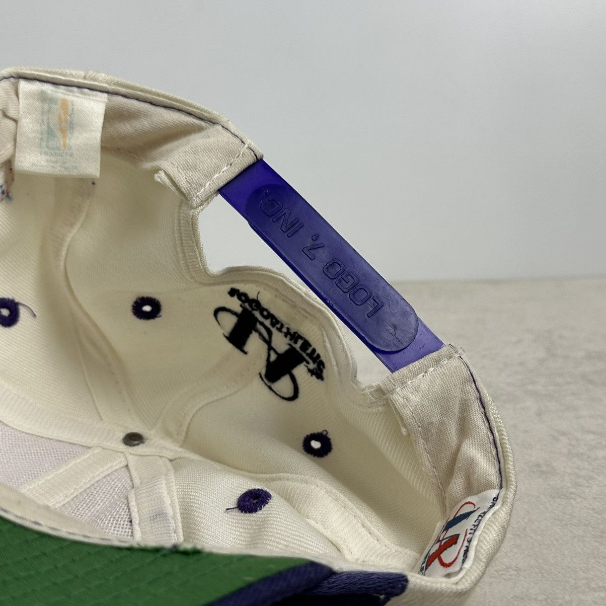 Logo Athletic × NBA × Vintage Vintage 90s Shark Tooth Phoenix Suns Gen 1 Hat Size ONE SIZE - 8 Thumbnail