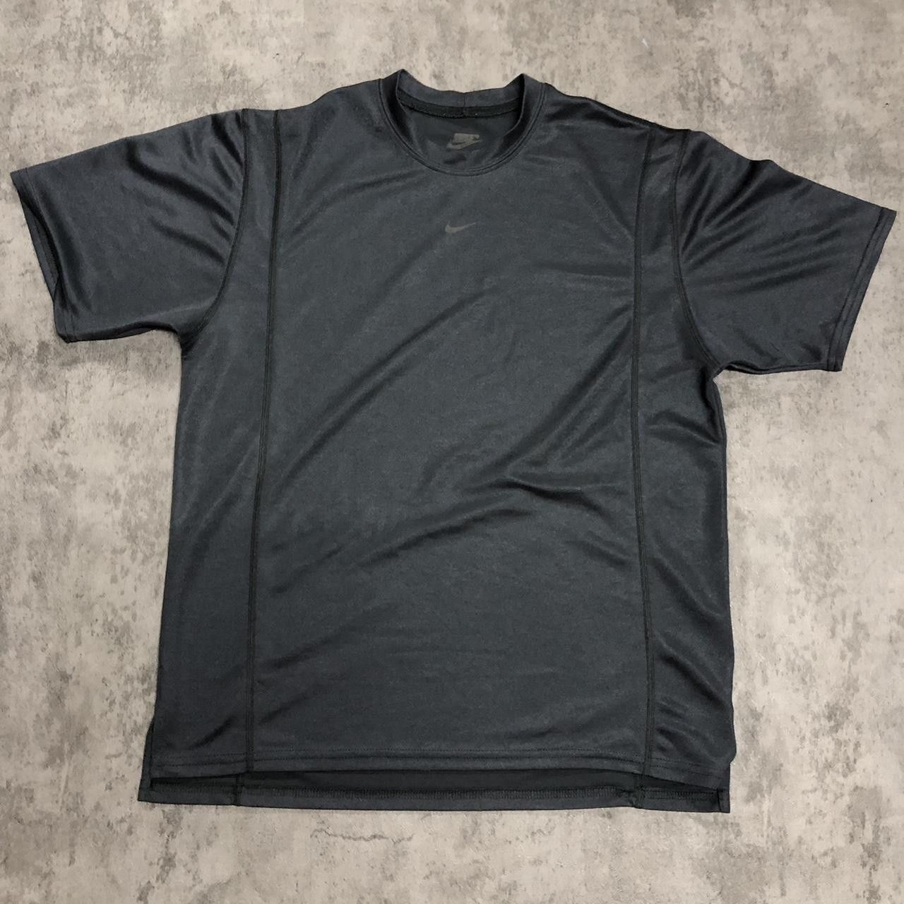 Nike Nike black Dri-Fit short sleeve t-shirt #activewear Size US M / EU 48-50 / 2 - 1 Thumbnail
