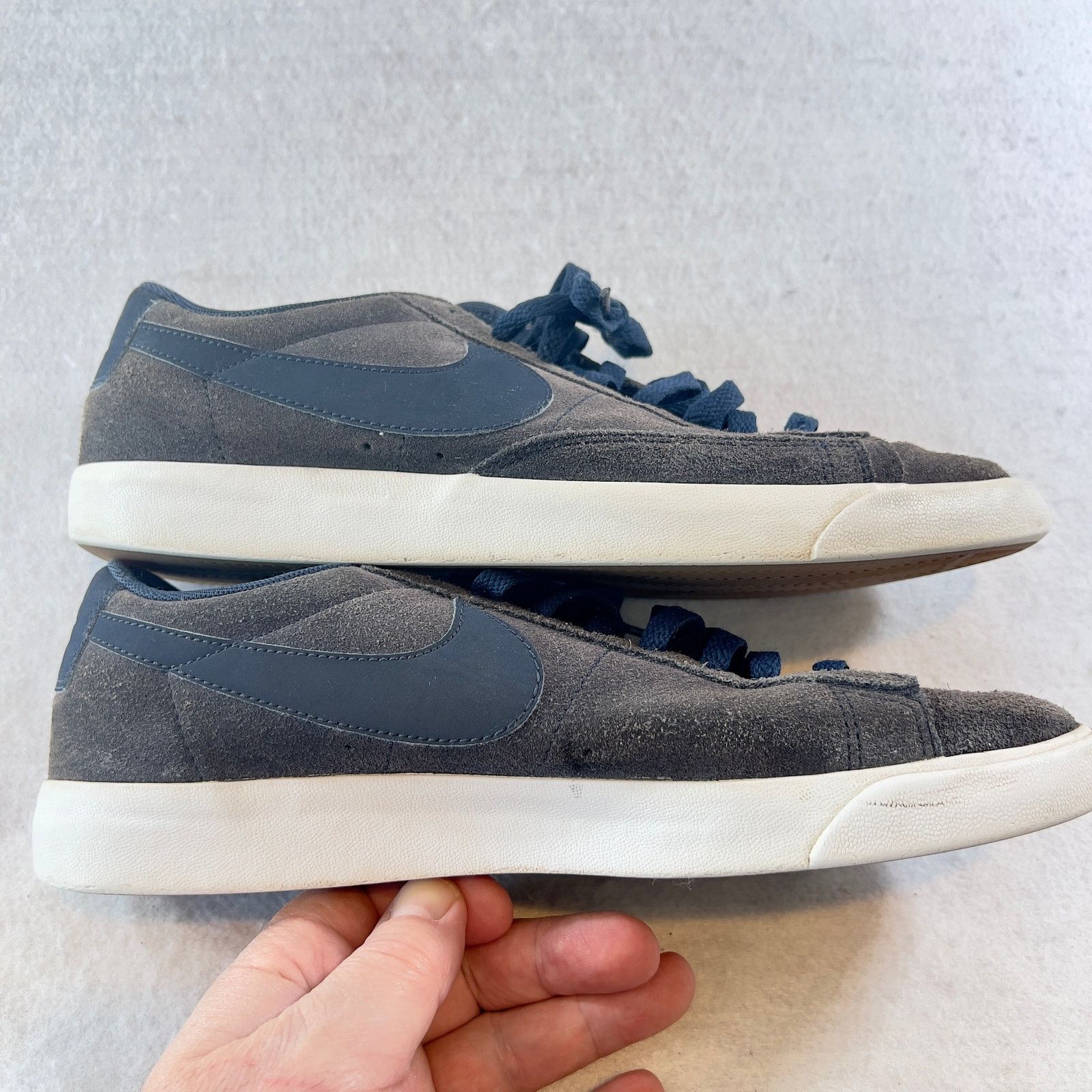 Nike Low Top Sneaker Nike Men 9 Blazer Grey Navy Style AJ9516-400 Size US 9 / EU 42 - 1 Thumbnail