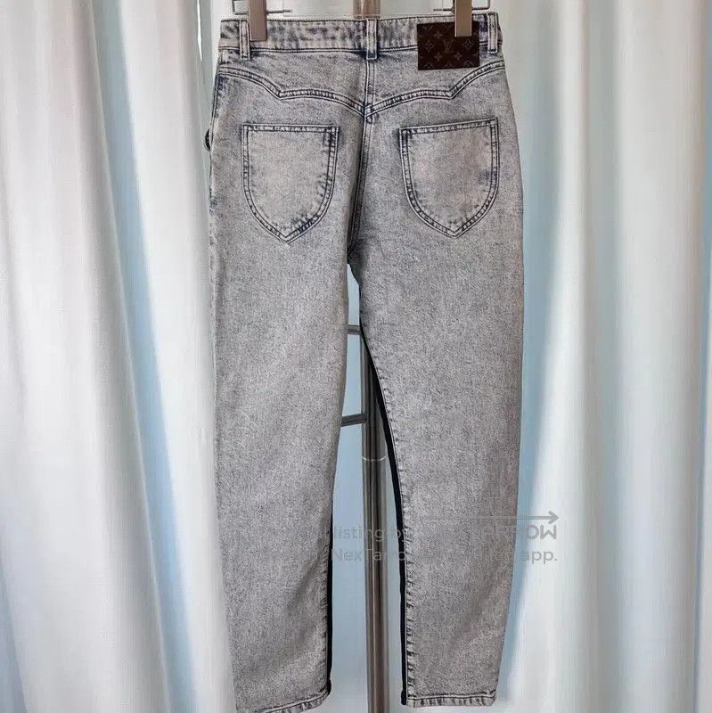 Louis Vuitton Louis Vuitton Light Blue Denim Pants for Women . Size 28" / US 6 / IT 42 - 2 Thumbnail