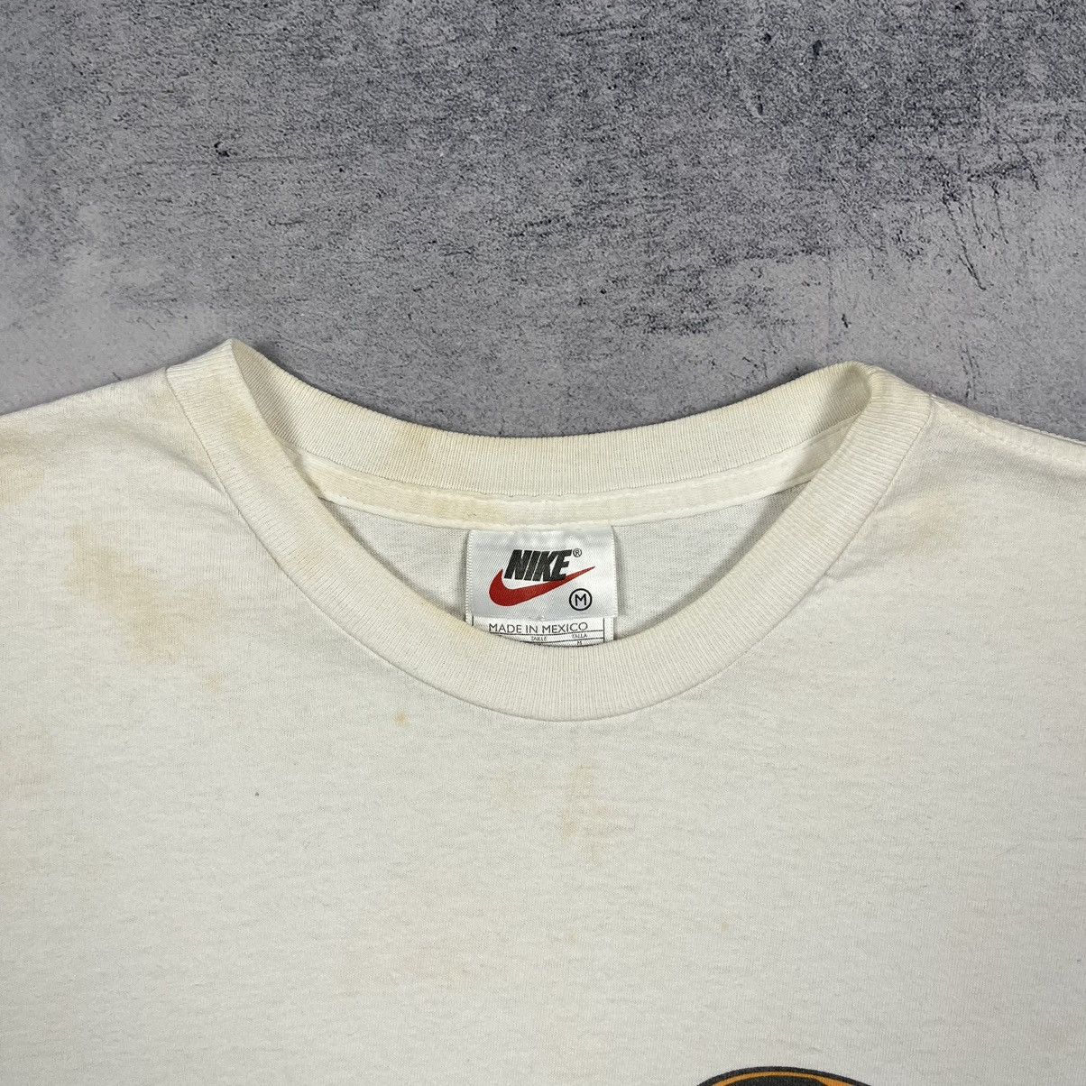 Nike Vintage Nike Basketball y2k distressed T shirt 90’s Size US M / EU 48-50 / 2 - 18 Thumbnail