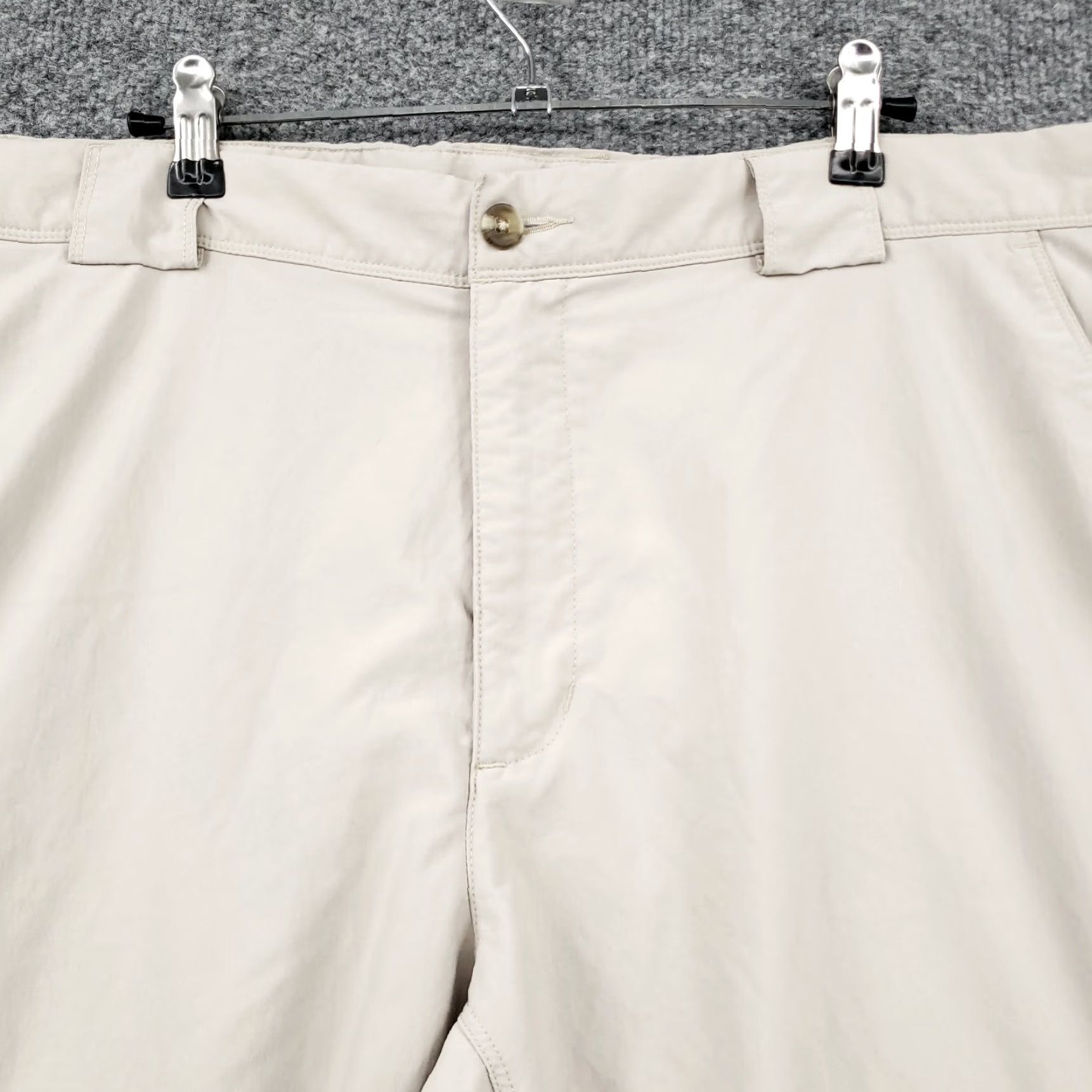 Vintage Columbia Shorts Mens 39 Gray XCO Cargo Mid-Rise 9" Adjustable Fishing Outdoor Cargo Shorts Gray 39 Mens Size US 39 - 5 Thumbnail