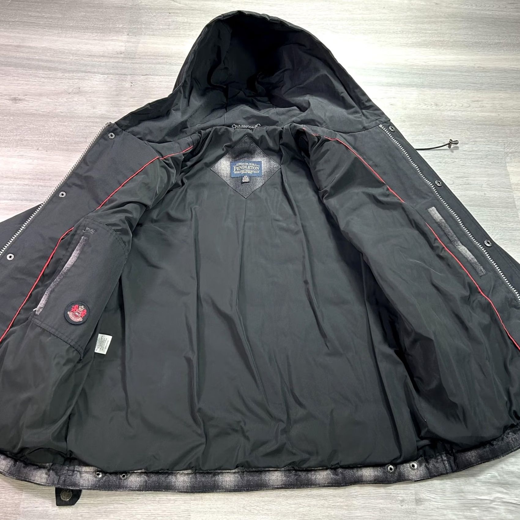 Pendleton Pendleton Jacket Mens M Black Plaid Down Puffer Hooded Full Zip Insulated Jacket Size US M / EU 48-50 / 2 - 3 Thumbnail