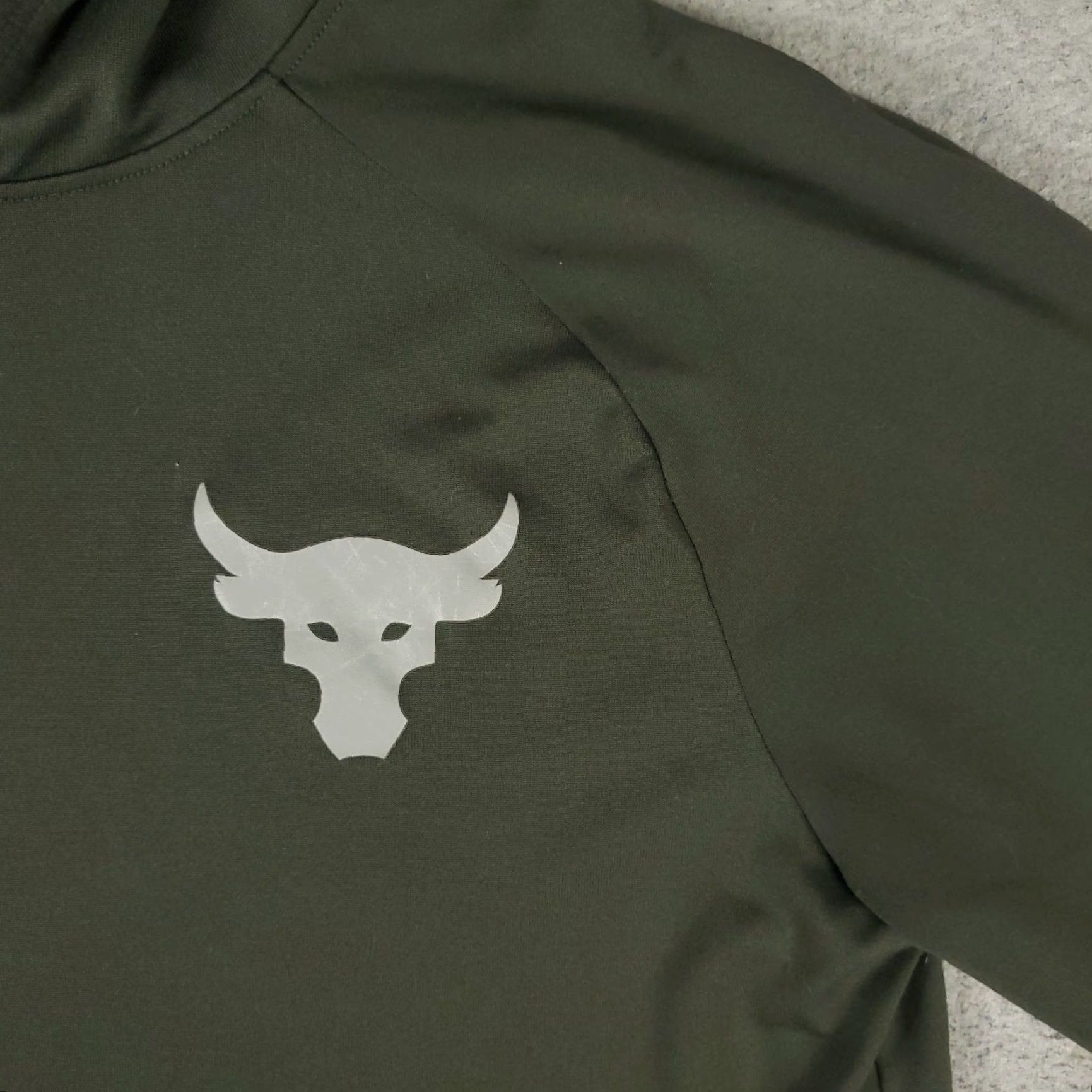 Under Armour Under armour Project Rock Shirt Mens Small Green Hoodie Pullover Long Sleeve T-Shirt Size US L / EU 52-54 / 3 - 3 Thumbnail