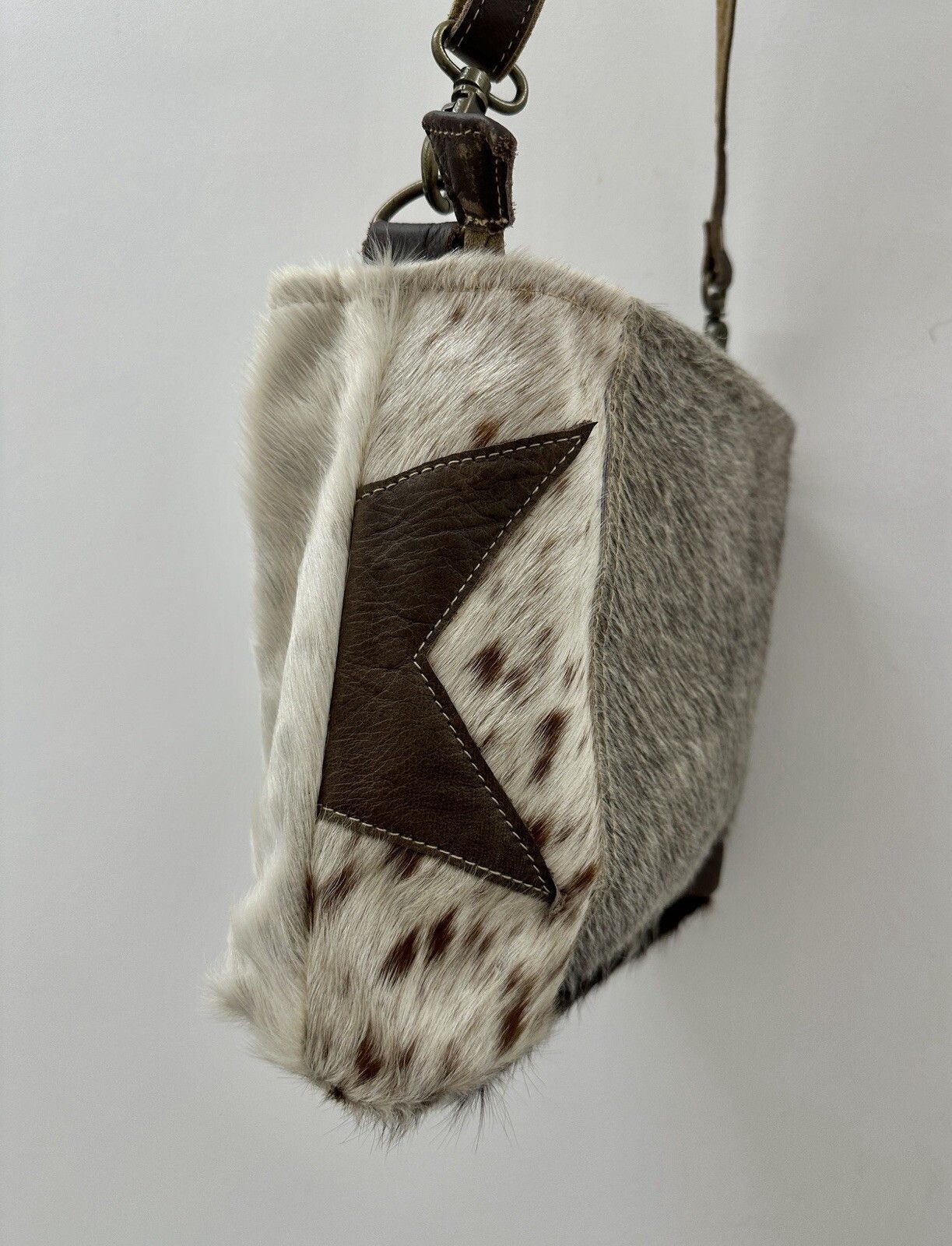 Handmade Hand Made Leather Bag Hair Fur Swag y2k Size ONE SIZE - 5 Thumbnail