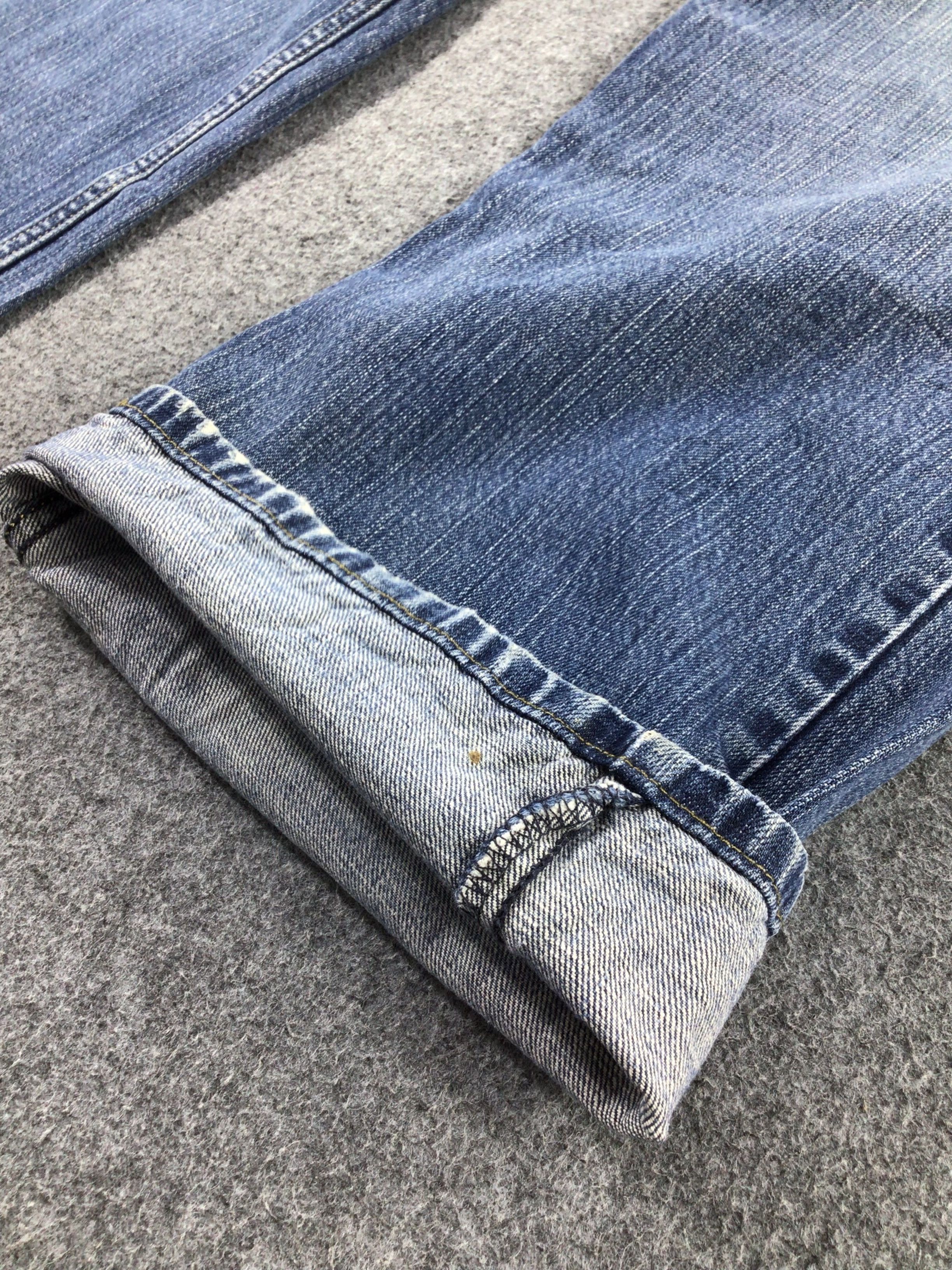 Levi's Vintage Levis 569 Jeans Faded Blue Denim KJ254 Size US 36 / EU 52 - 7 Thumbnail