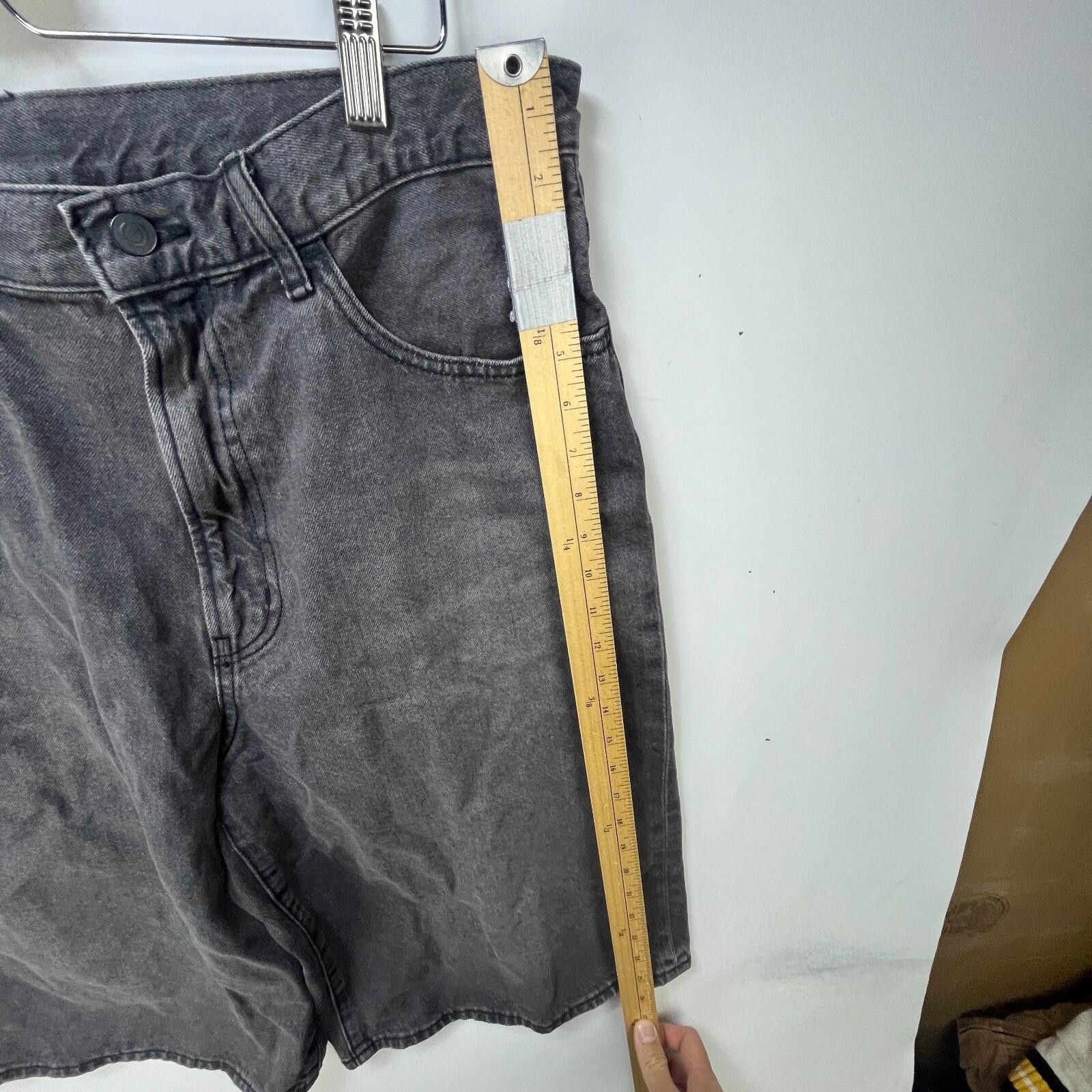 GU GU Washed Black Denim Baggy Skate Jean Shorts 34 Uniqlo Size US 34 / EU 50 - 5 Thumbnail