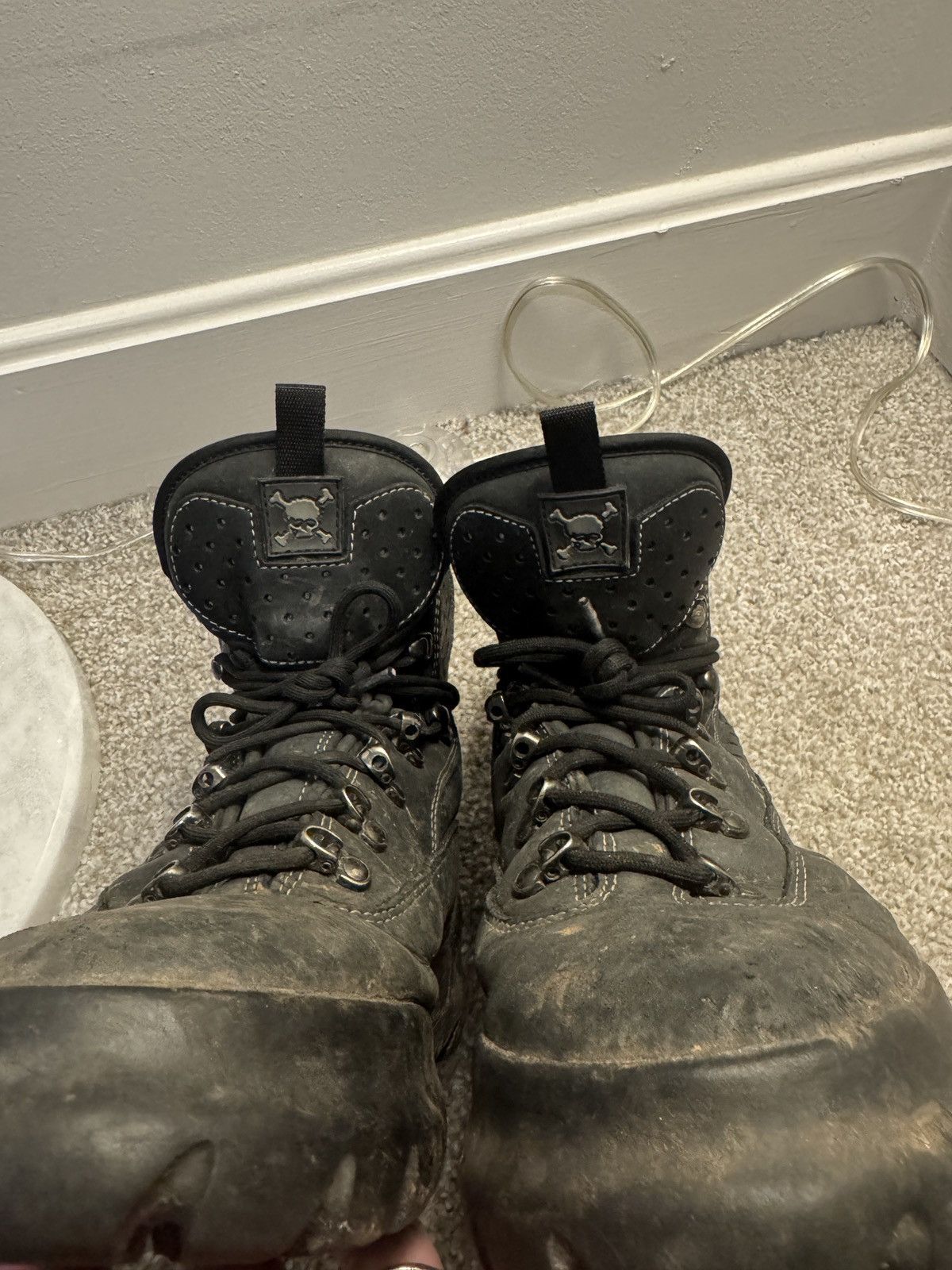 Oakley Vintage Leather Oakley Nail Skull & Crossbones Hiking Boots