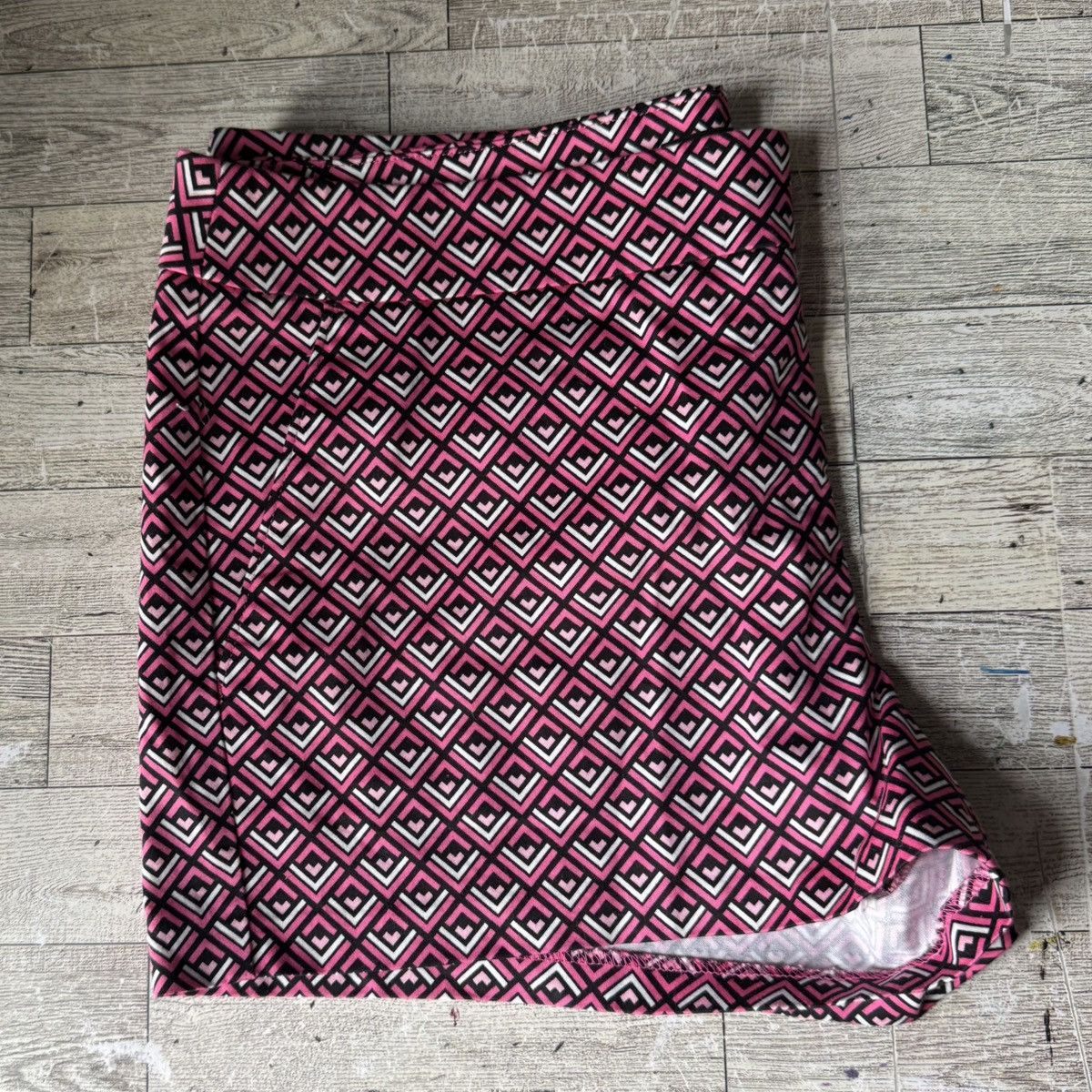 Express Express, Hot Pink, Chevron Print, Cotton Mini Dress Shorts Size 30" / US 8 / IT 44 - 5 Thumbnail