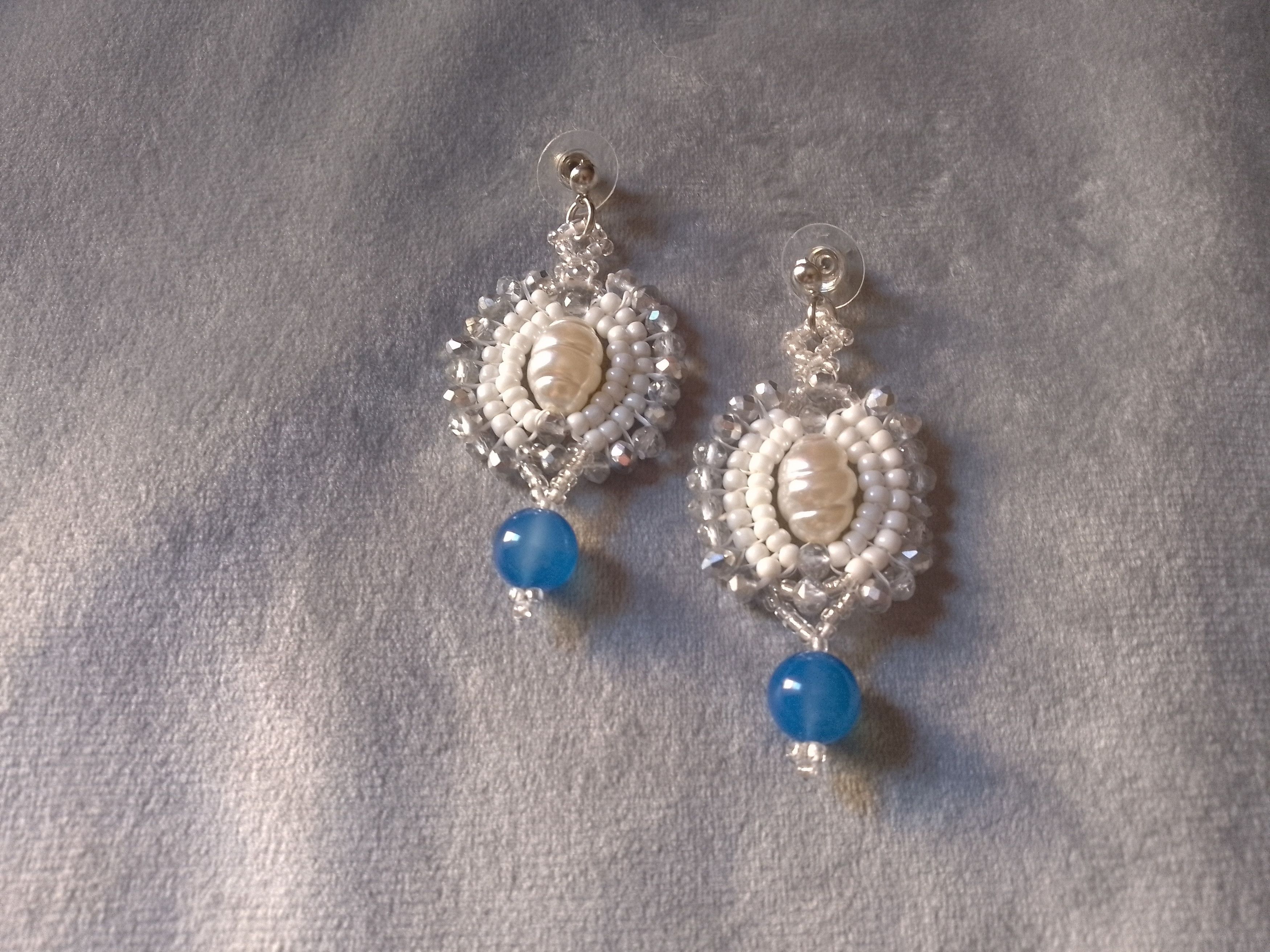 Handmade Glamour earrings pearls and Blue agate gemstones Size ONE SIZE - 5 Thumbnail