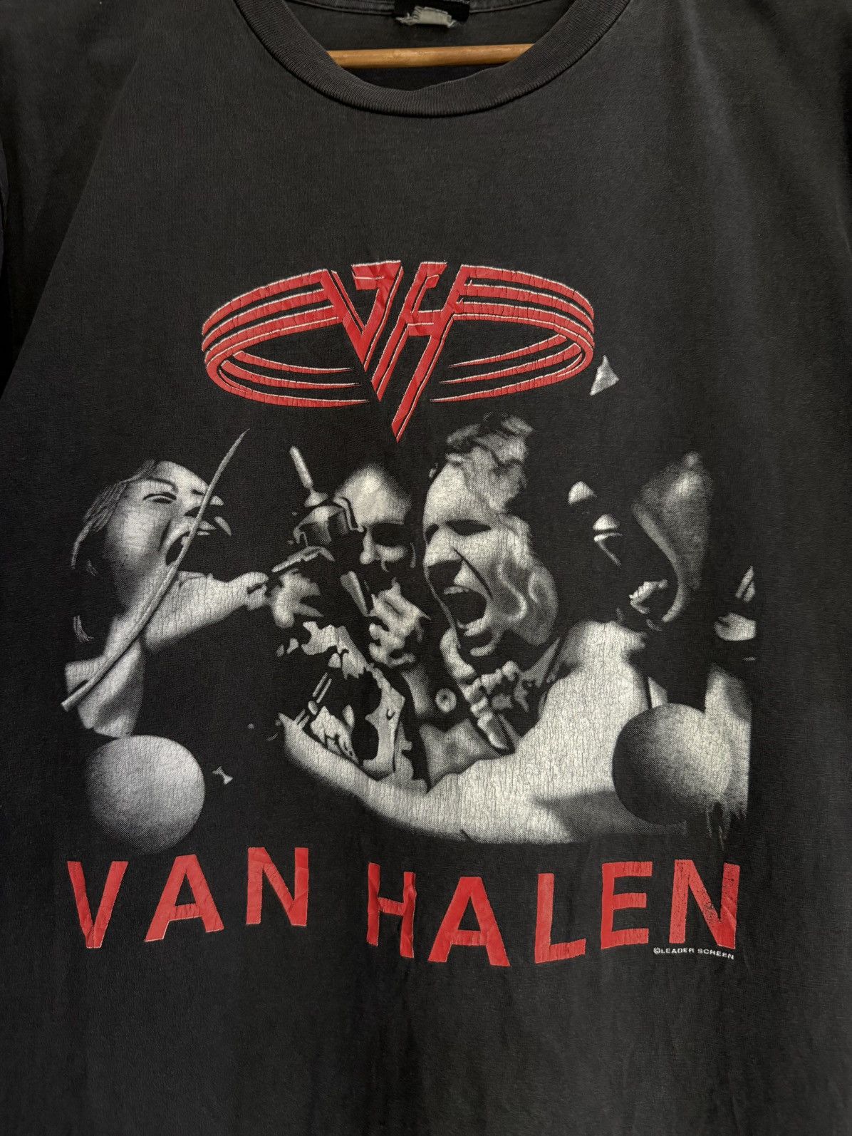 Band Tees Vintage Van Halen American Rock Band Faded Tee Size US L / EU 52-54 / 3 - 3 Thumbnail